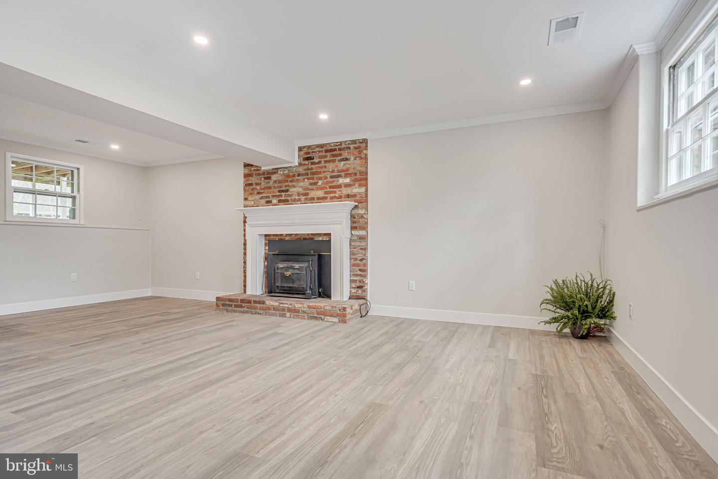 2509 Stirrup Ln