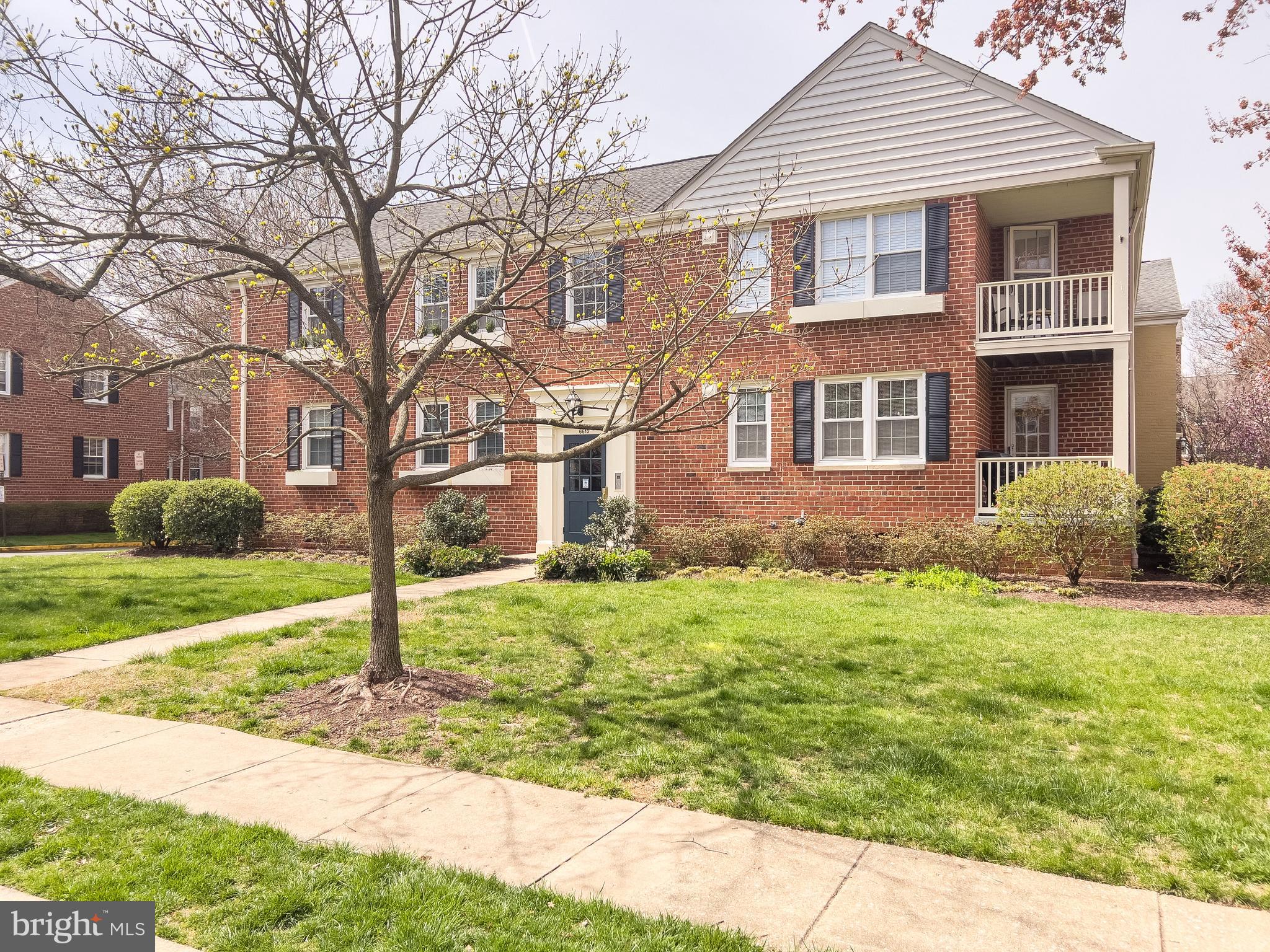 6612 E Wakefield Dr #B1