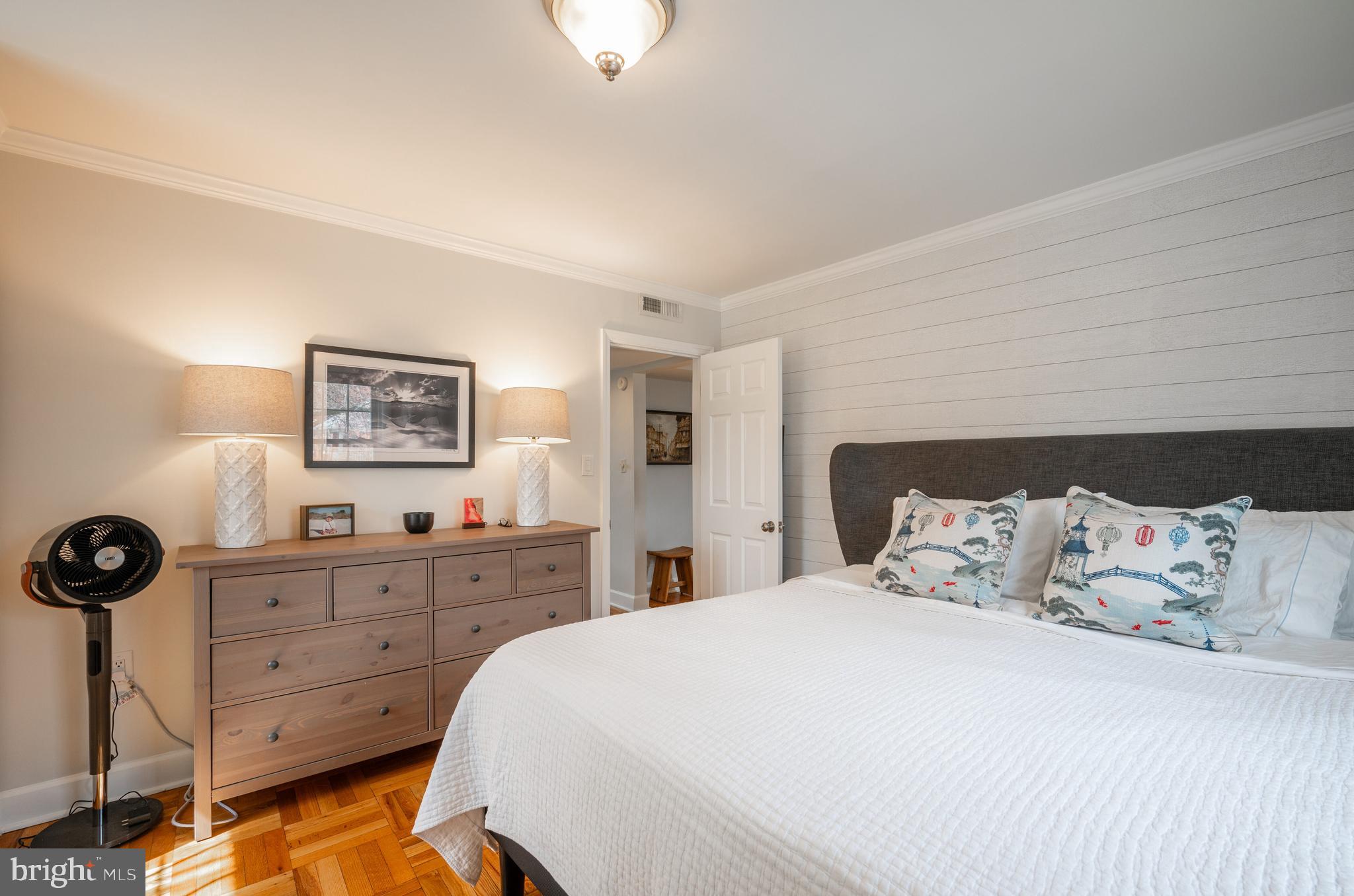 6612 E Wakefield Dr #B1