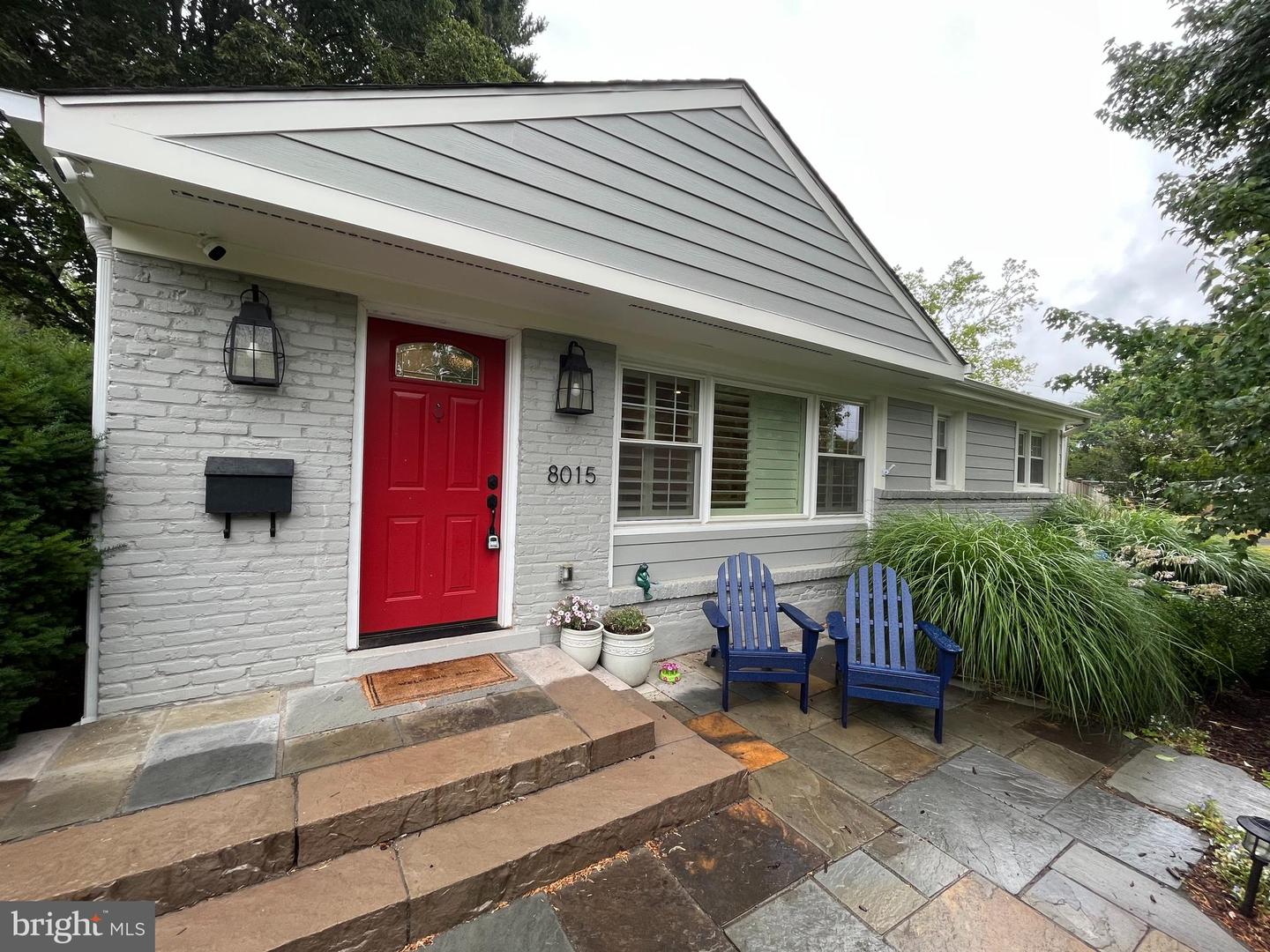 8015 BAINBRIDGE RD