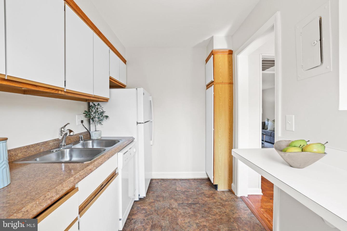 6705 W Wakefield Dr #C1