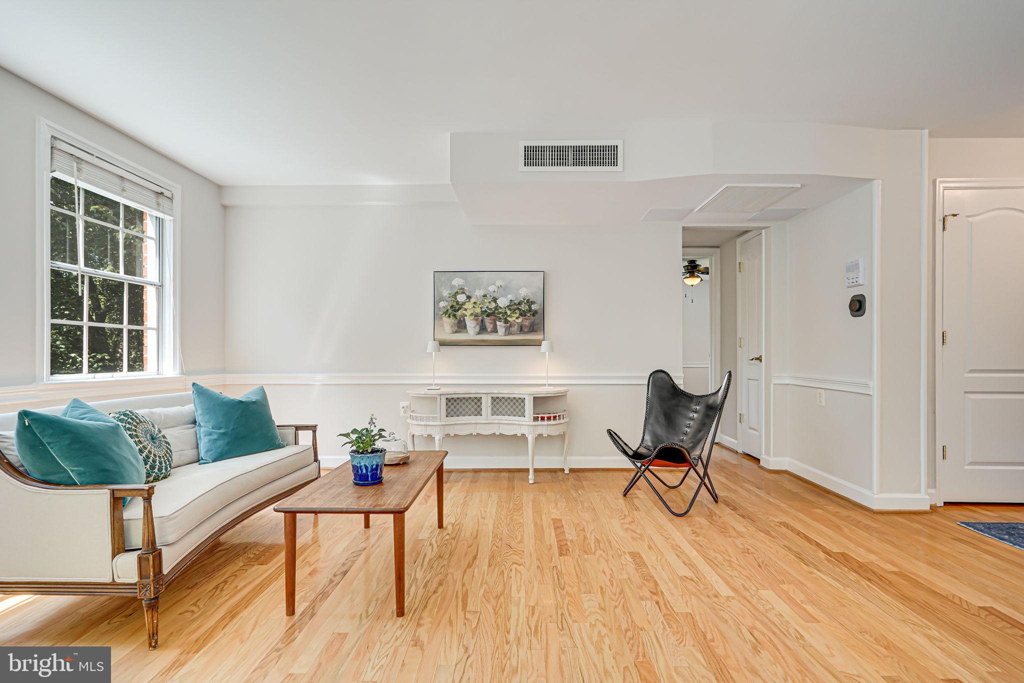 6612 Boulevard Vw #B2