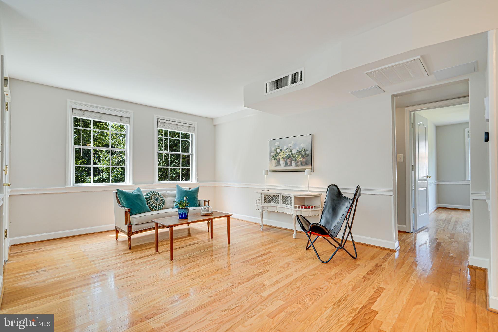 6612 Boulevard Vw #B2