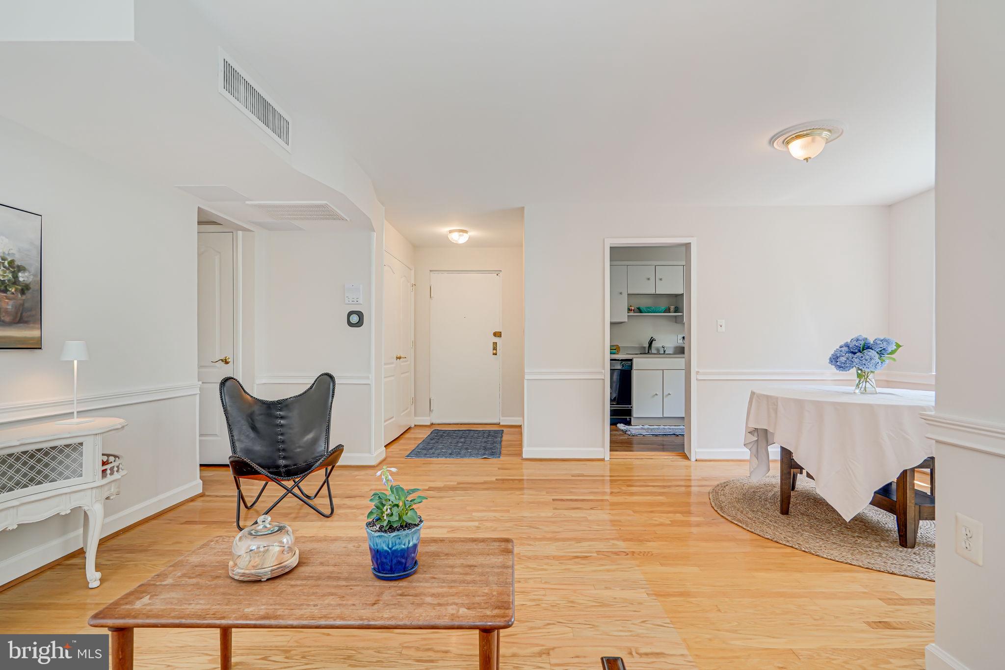 6612 Boulevard Vw #B2