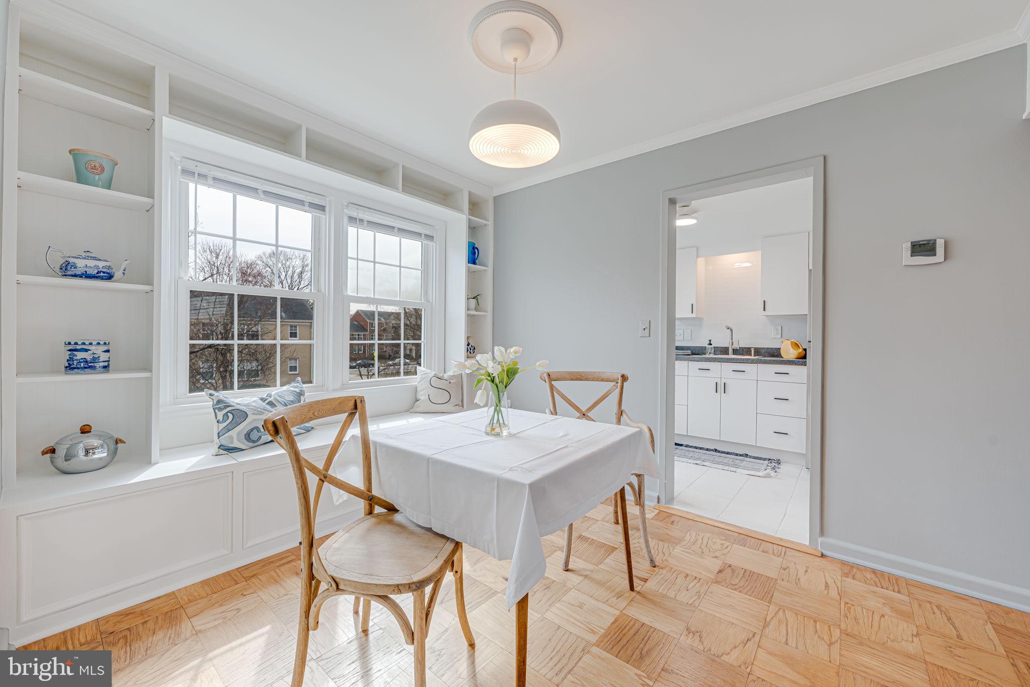 6510 Boulevard Vw #B1