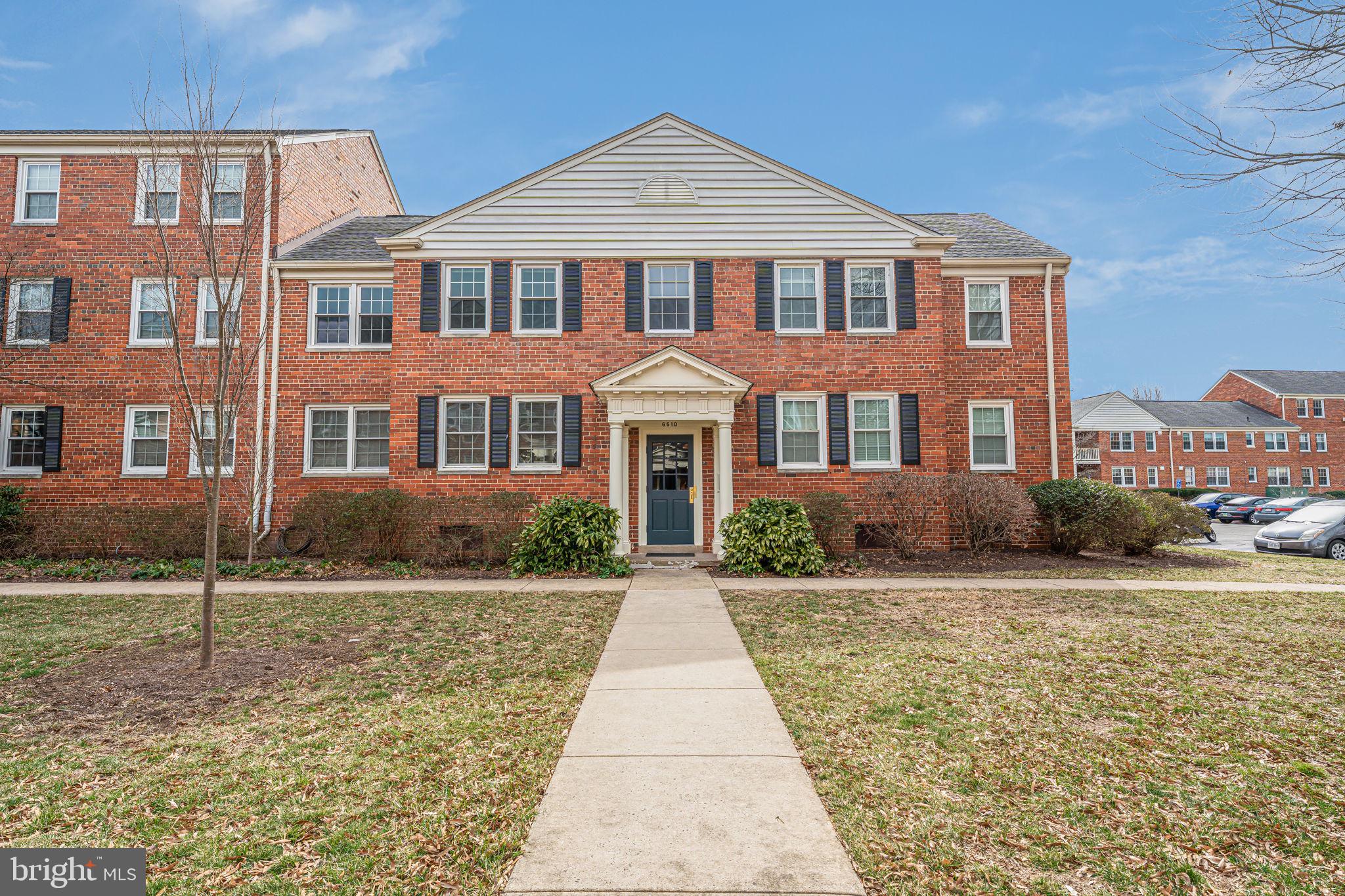 6510 Boulevard Vw #B1