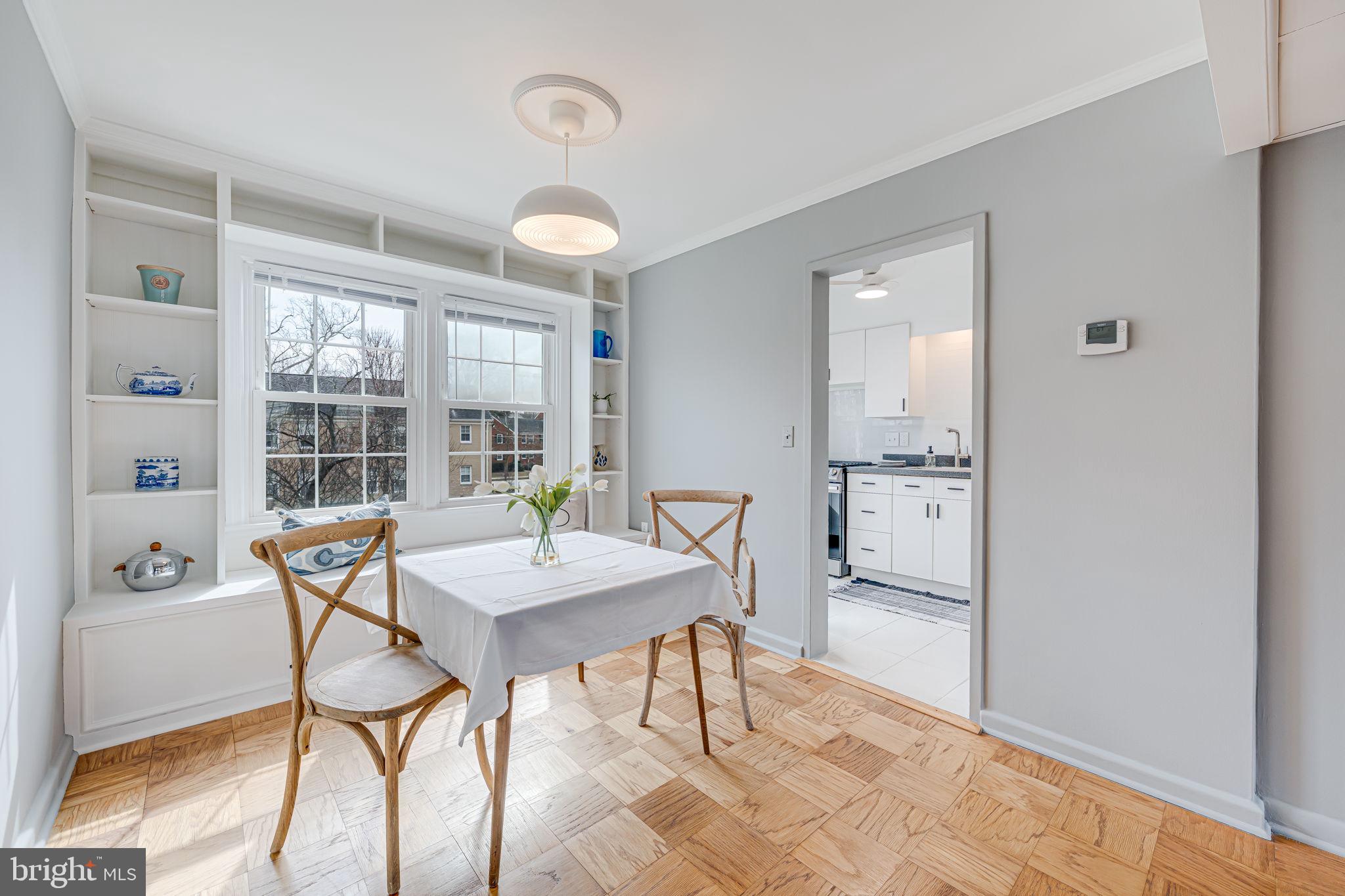 6510 Boulevard Vw #B1