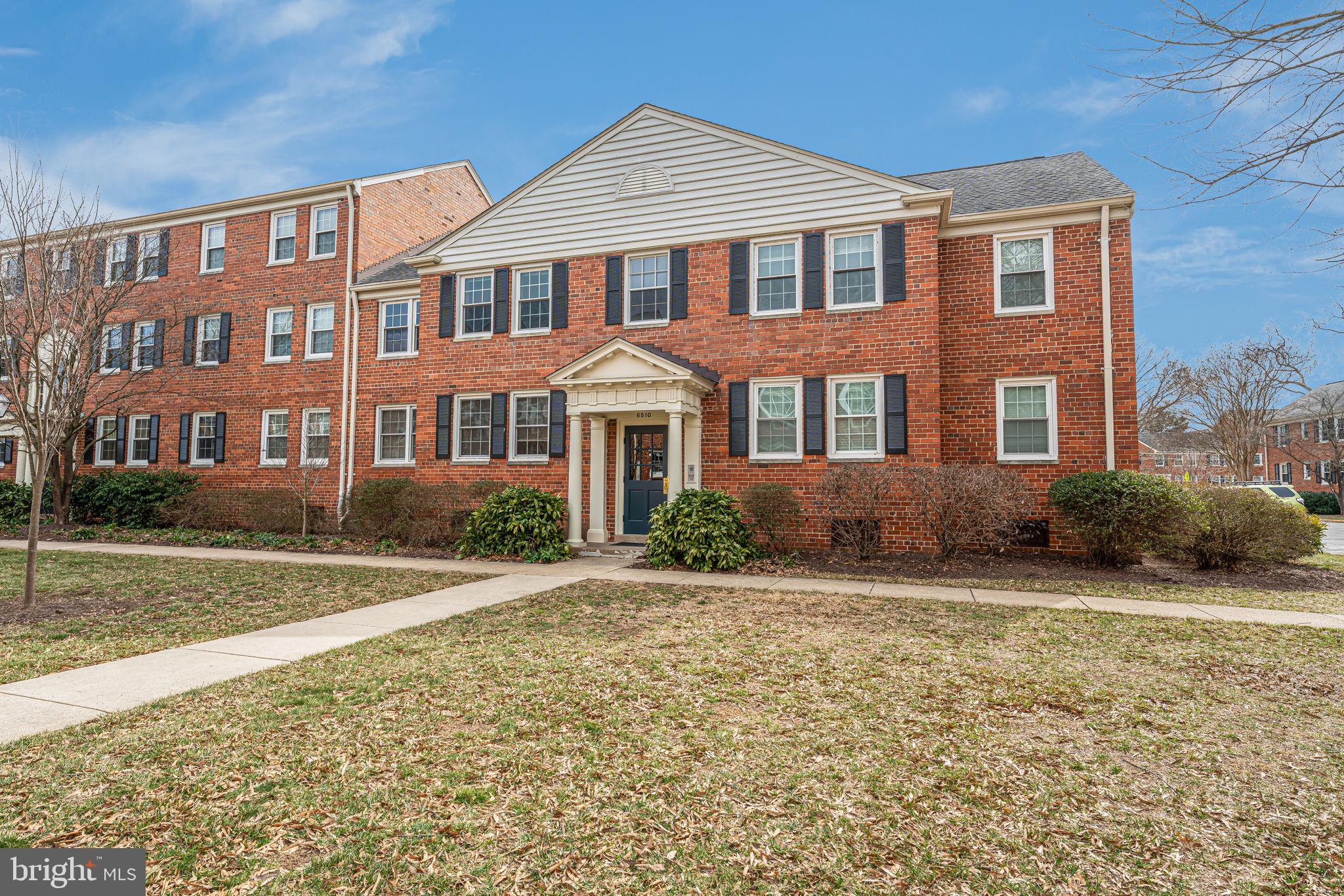 6510 Boulevard Vw #B1