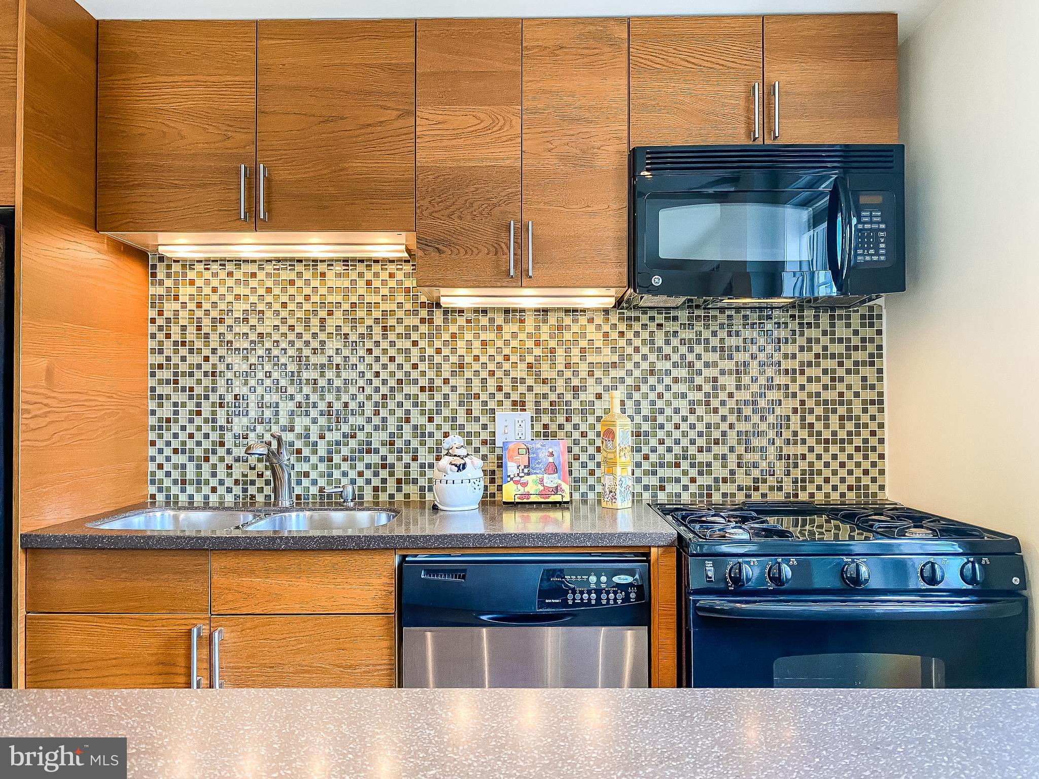 6604 Potomac Ave #A1