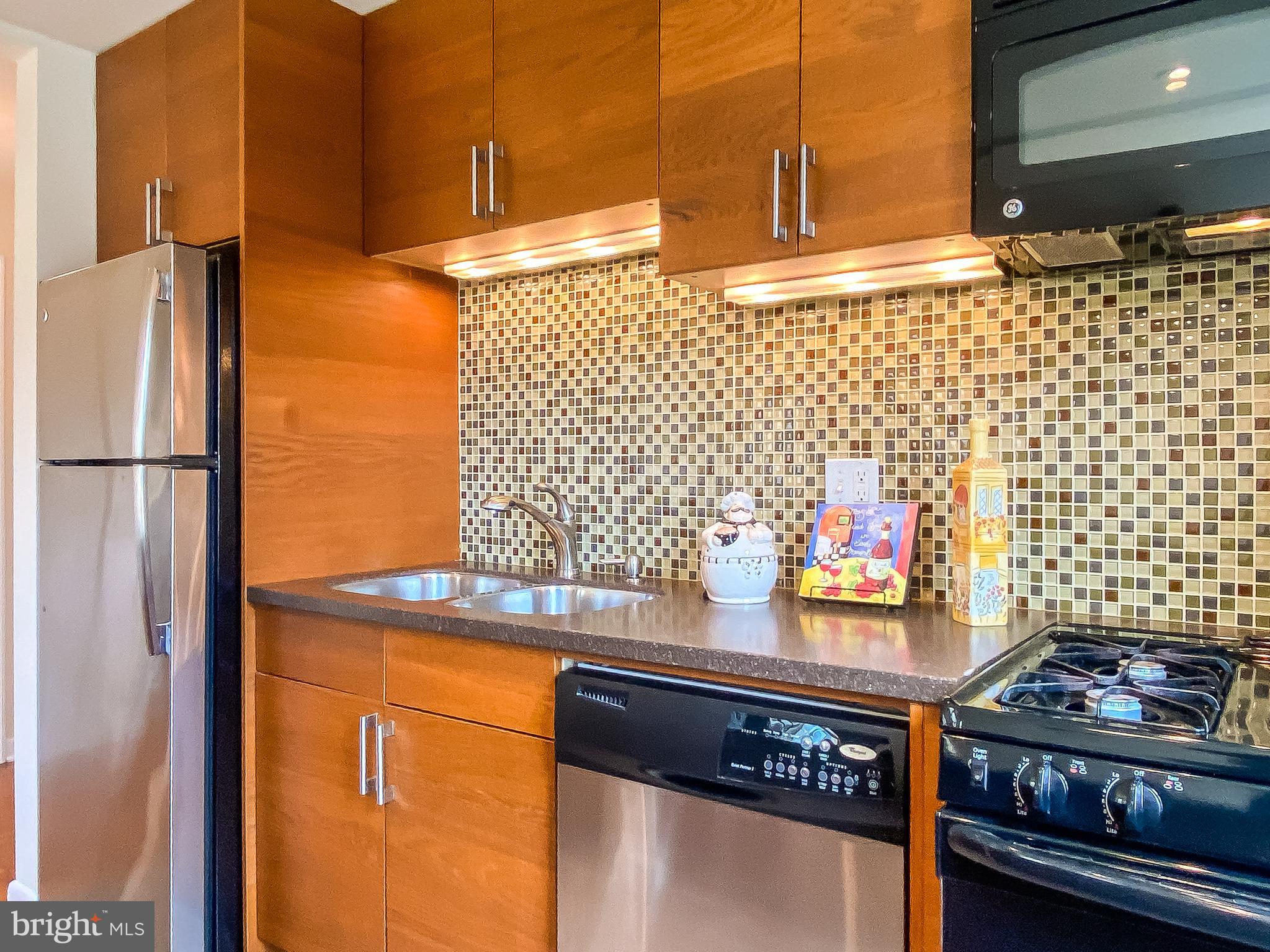 6604 Potomac Ave #A1