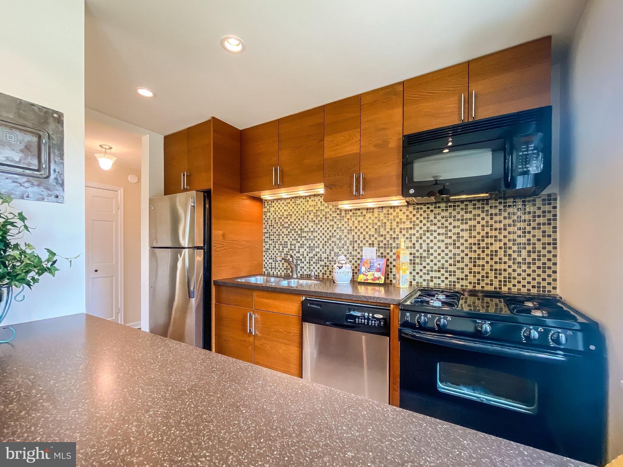 6604 Potomac Ave #A1