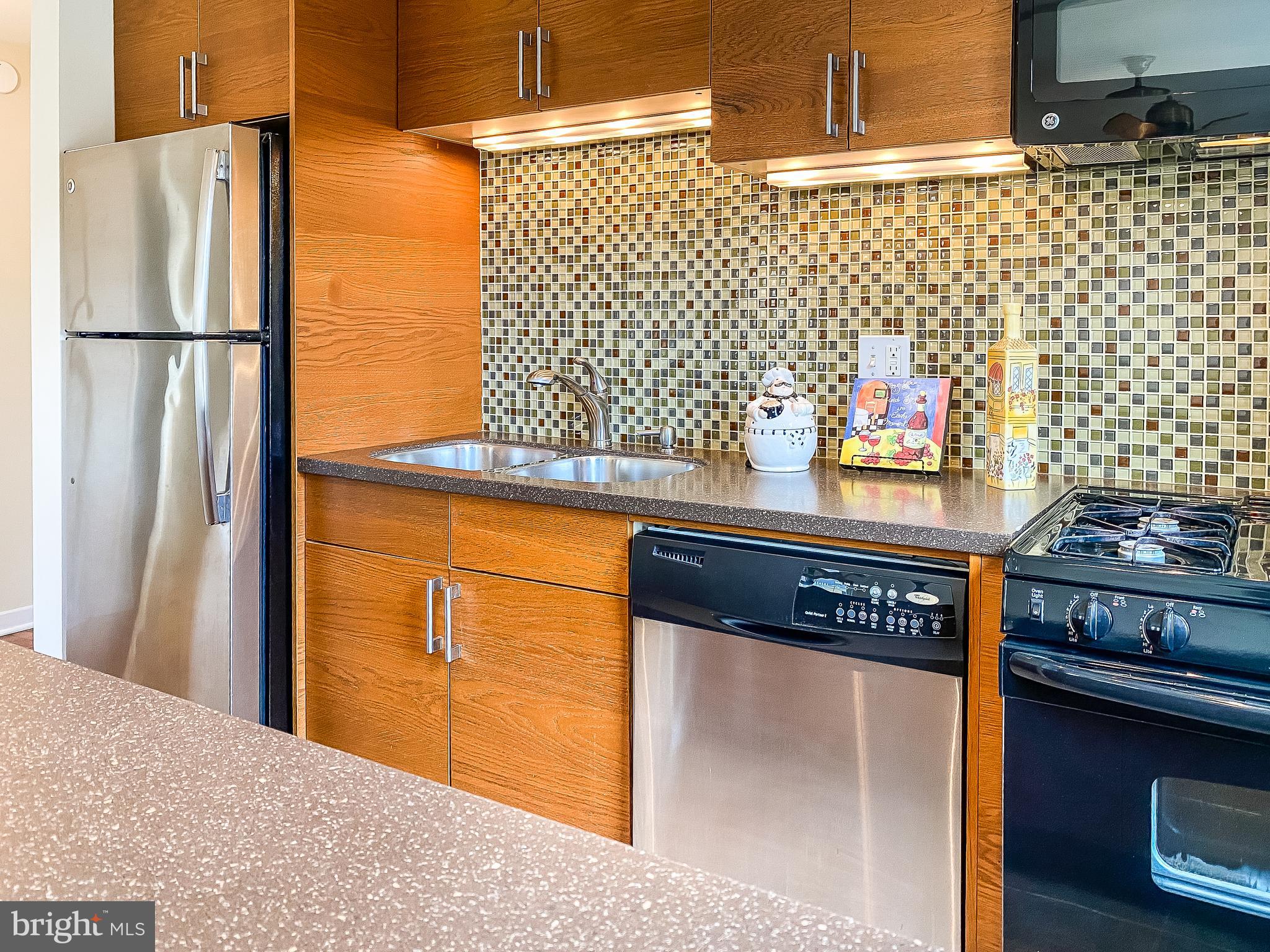 6604 Potomac Ave #A1