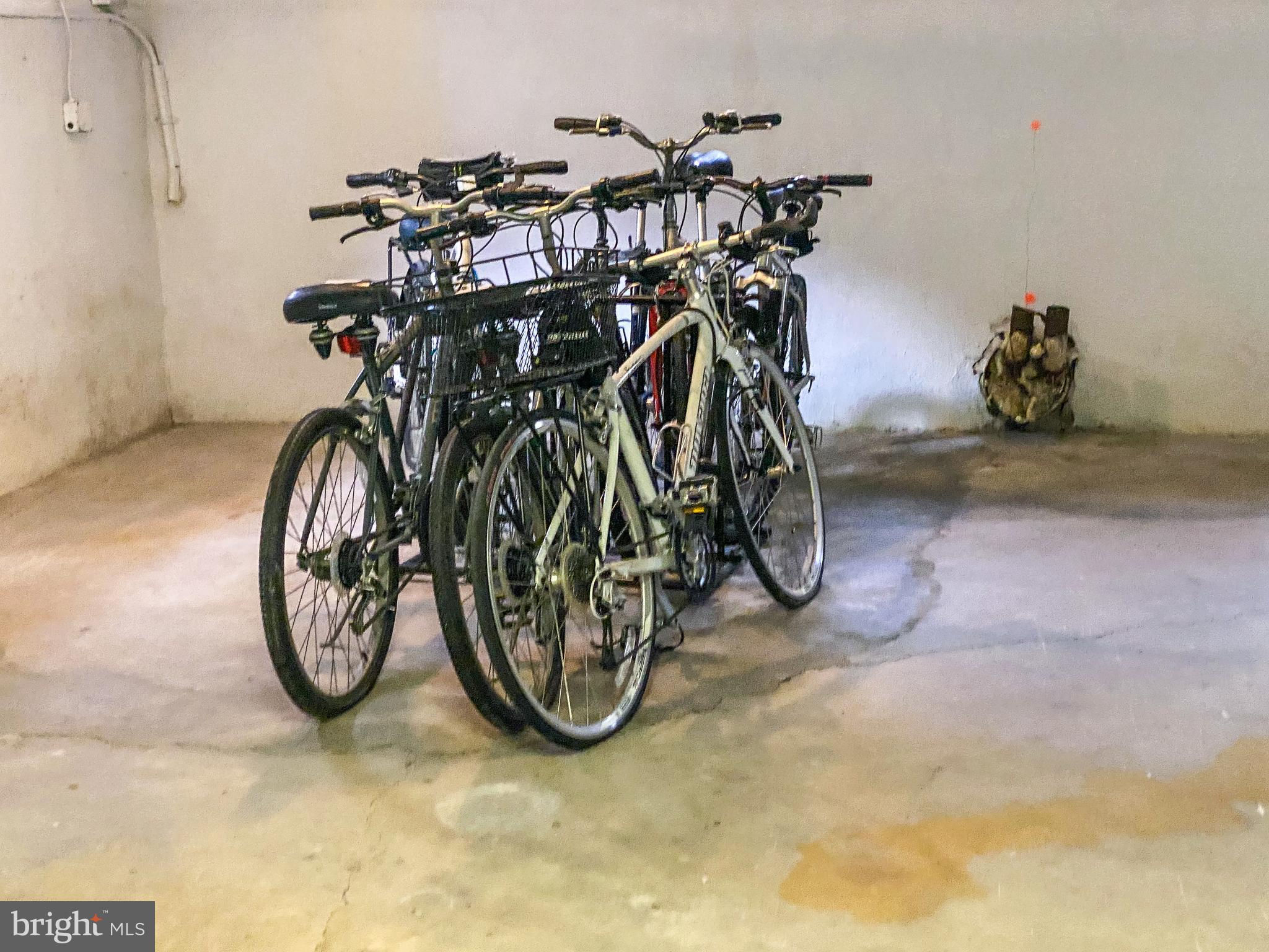 6604 Potomac Ave #A1