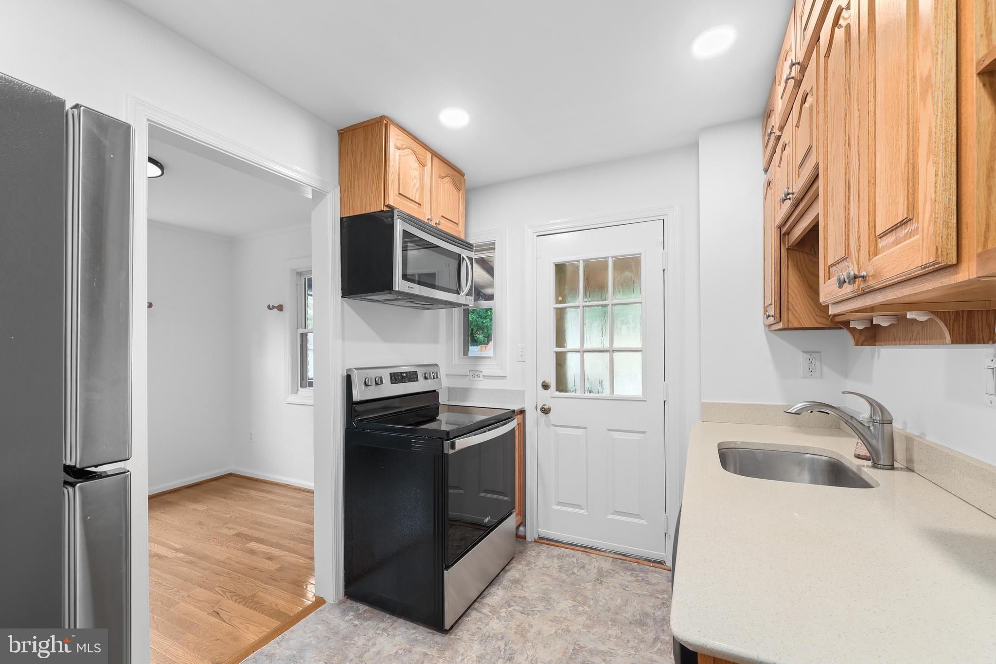 2109 ARLINGTON TERRACE