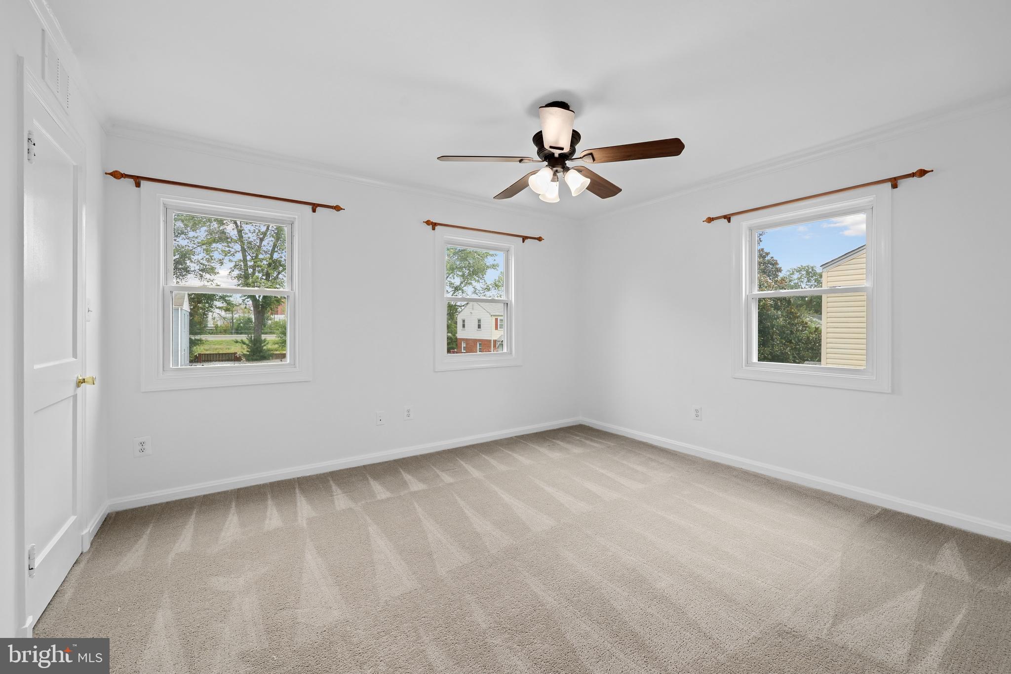 2109 ARLINGTON TERRACE