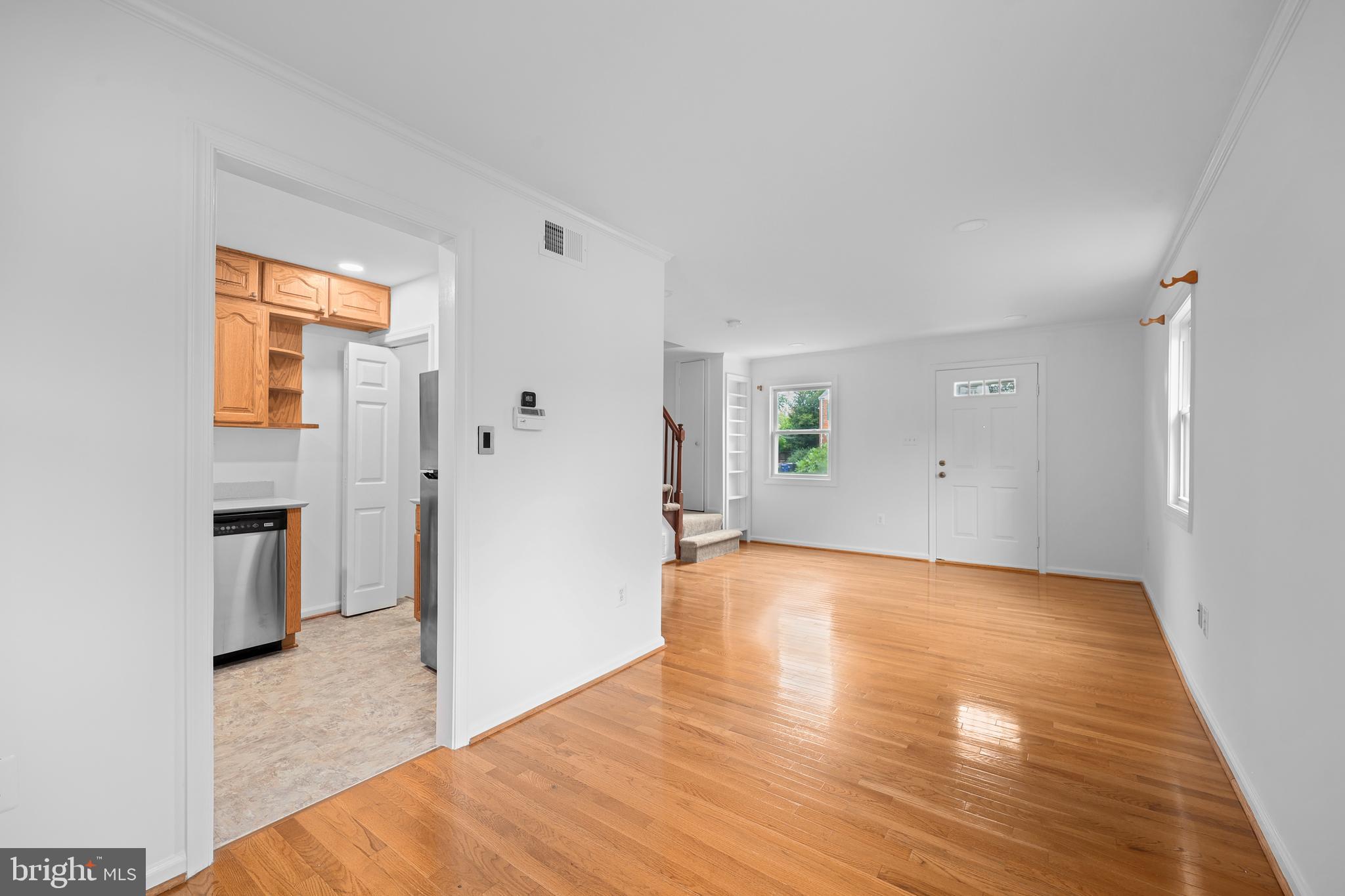 2109 ARLINGTON TERRACE