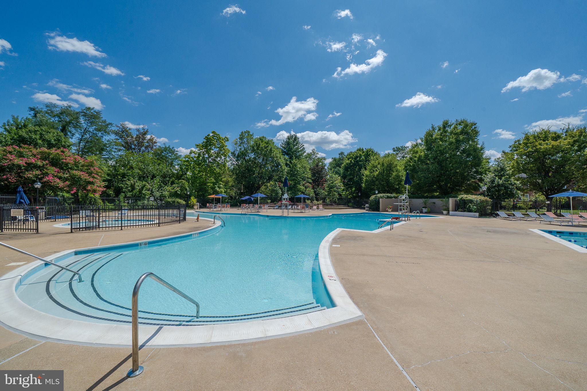 6725 W WAKEFIELD DRIVE B1