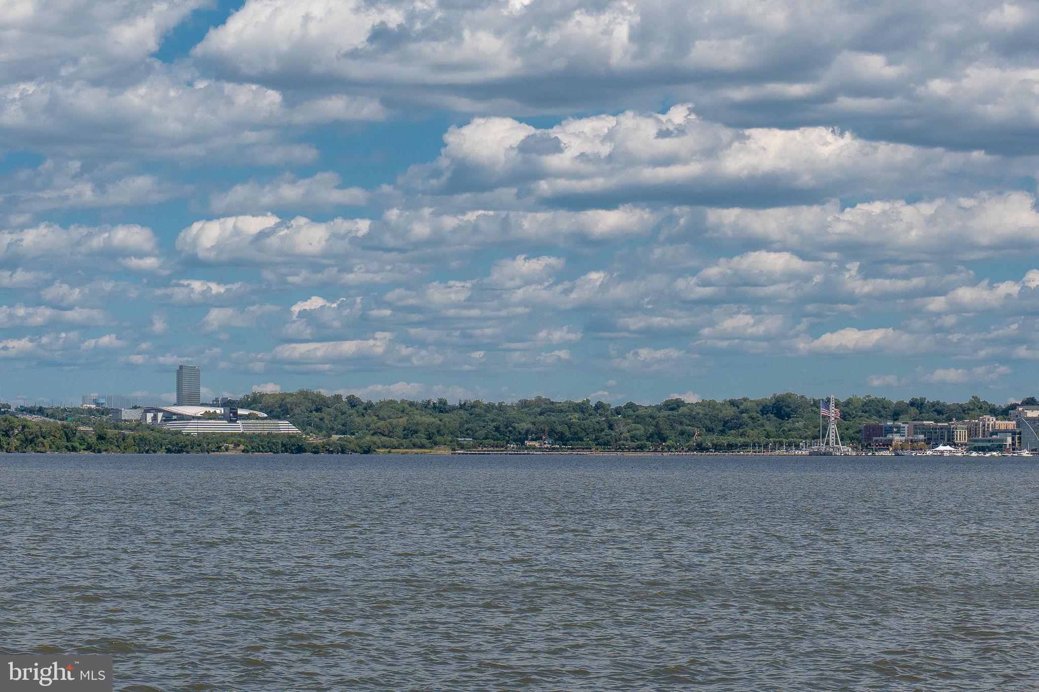 6725 W WAKEFIELD DRIVE B1