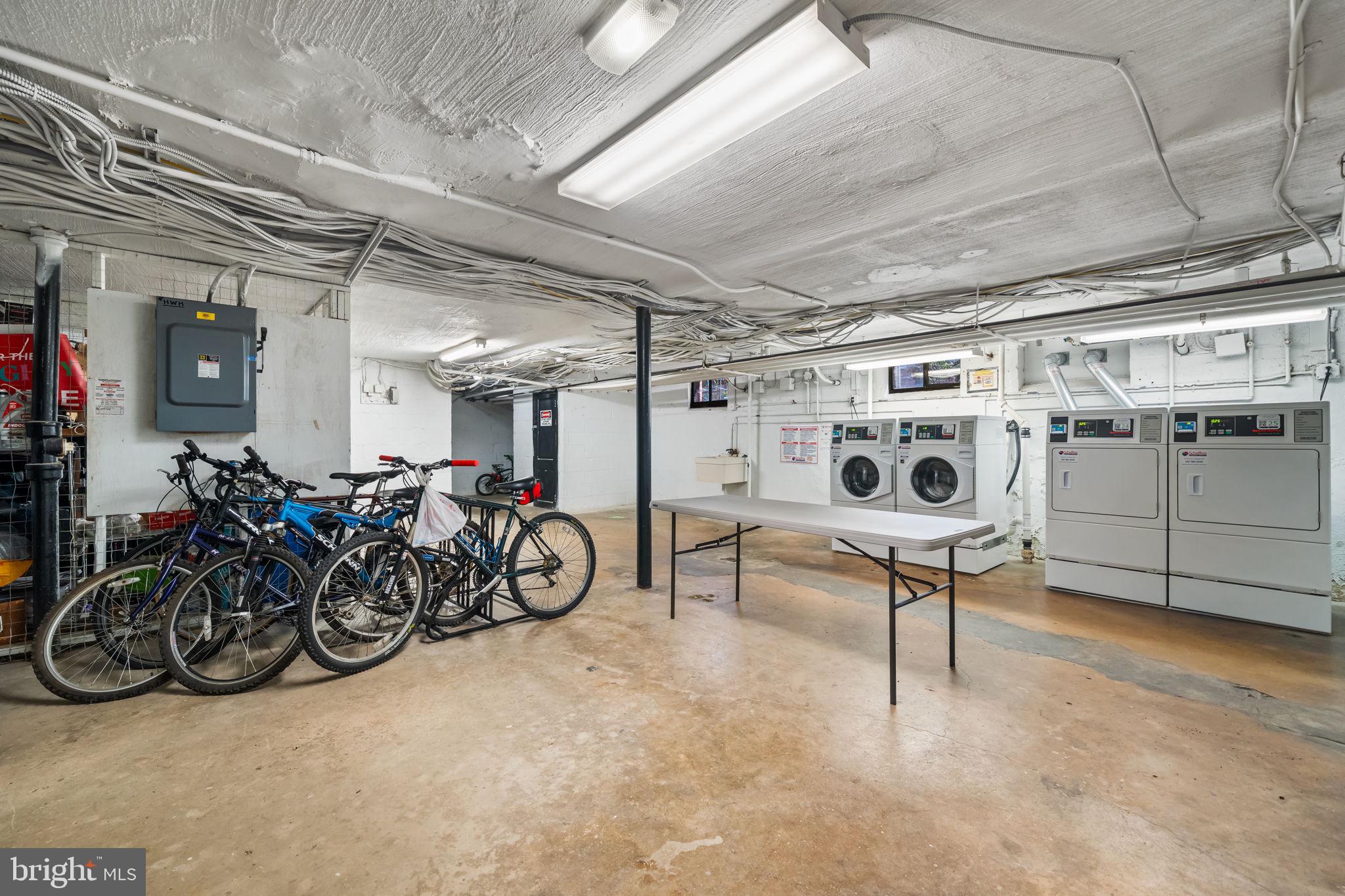 6725 W WAKEFIELD DRIVE B1