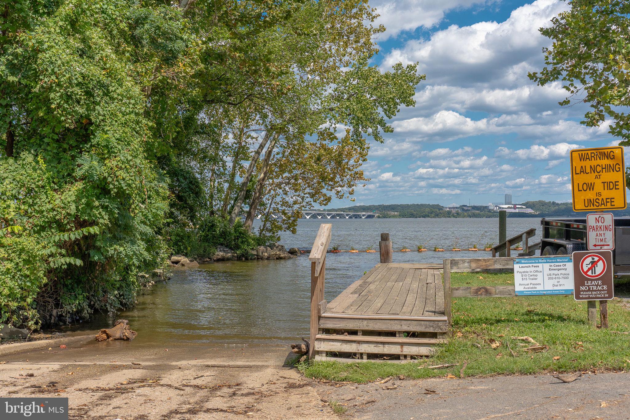 6725 W WAKEFIELD DRIVE B1