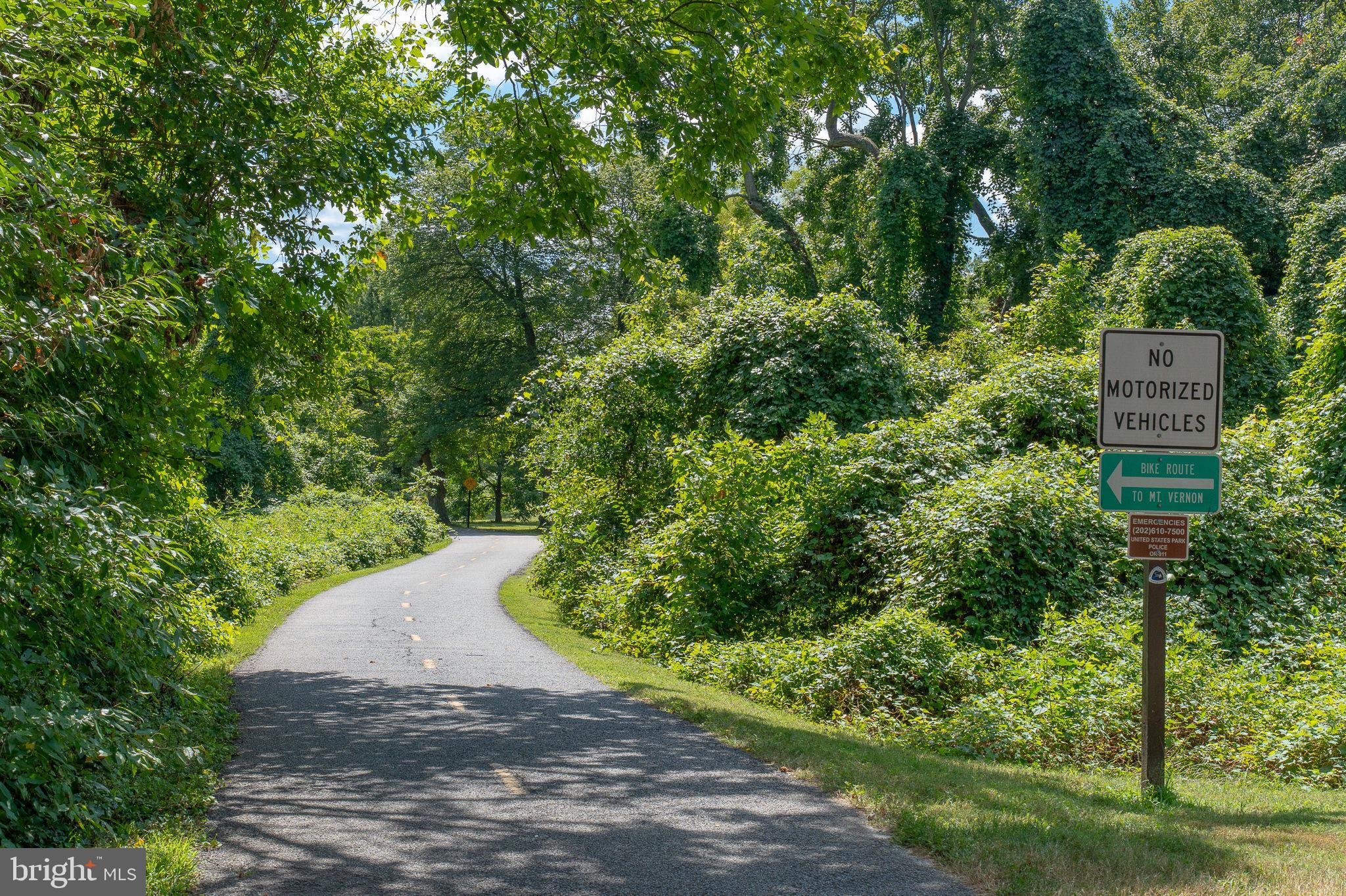 6725 W WAKEFIELD DRIVE B1