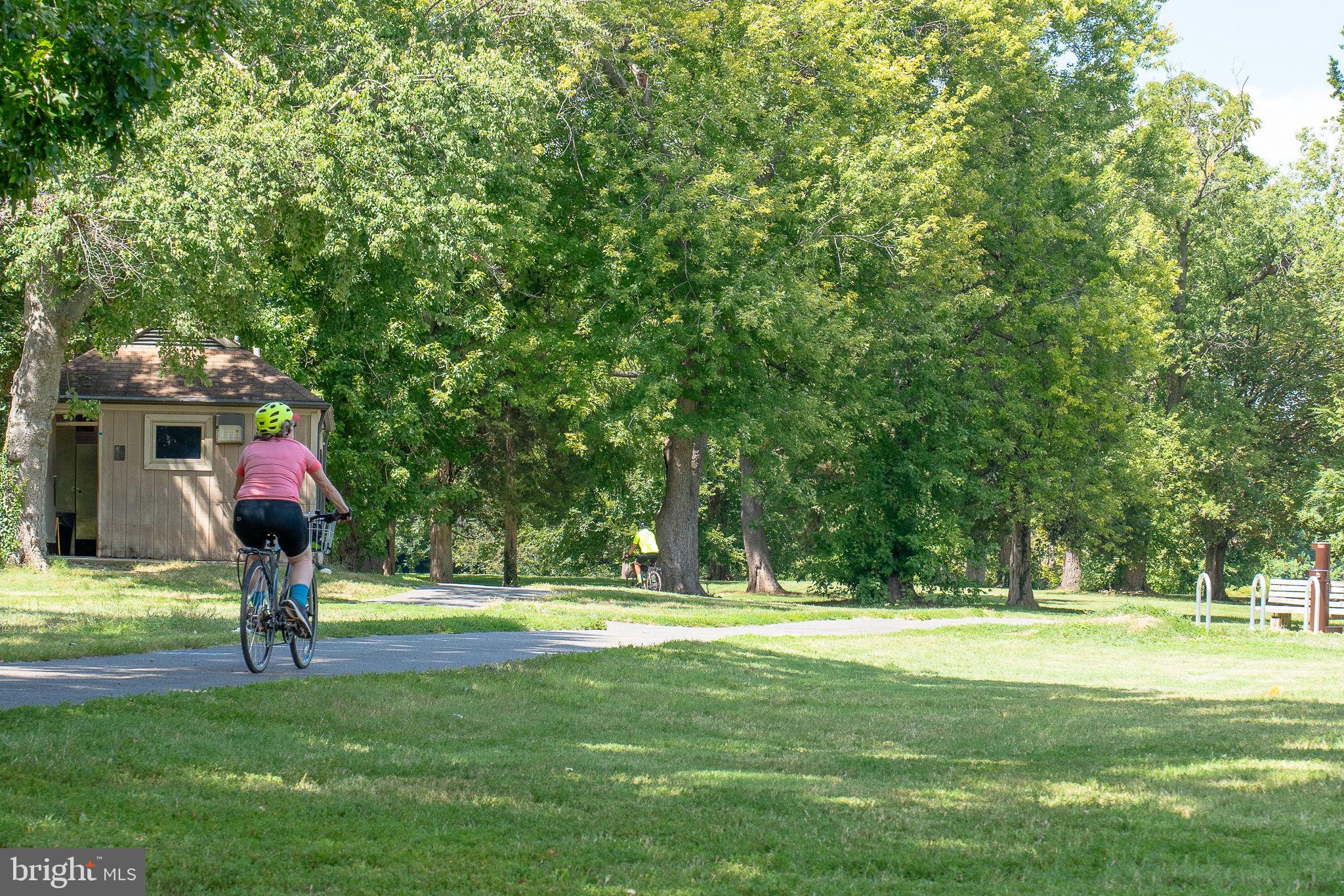 6725 W WAKEFIELD DRIVE B1