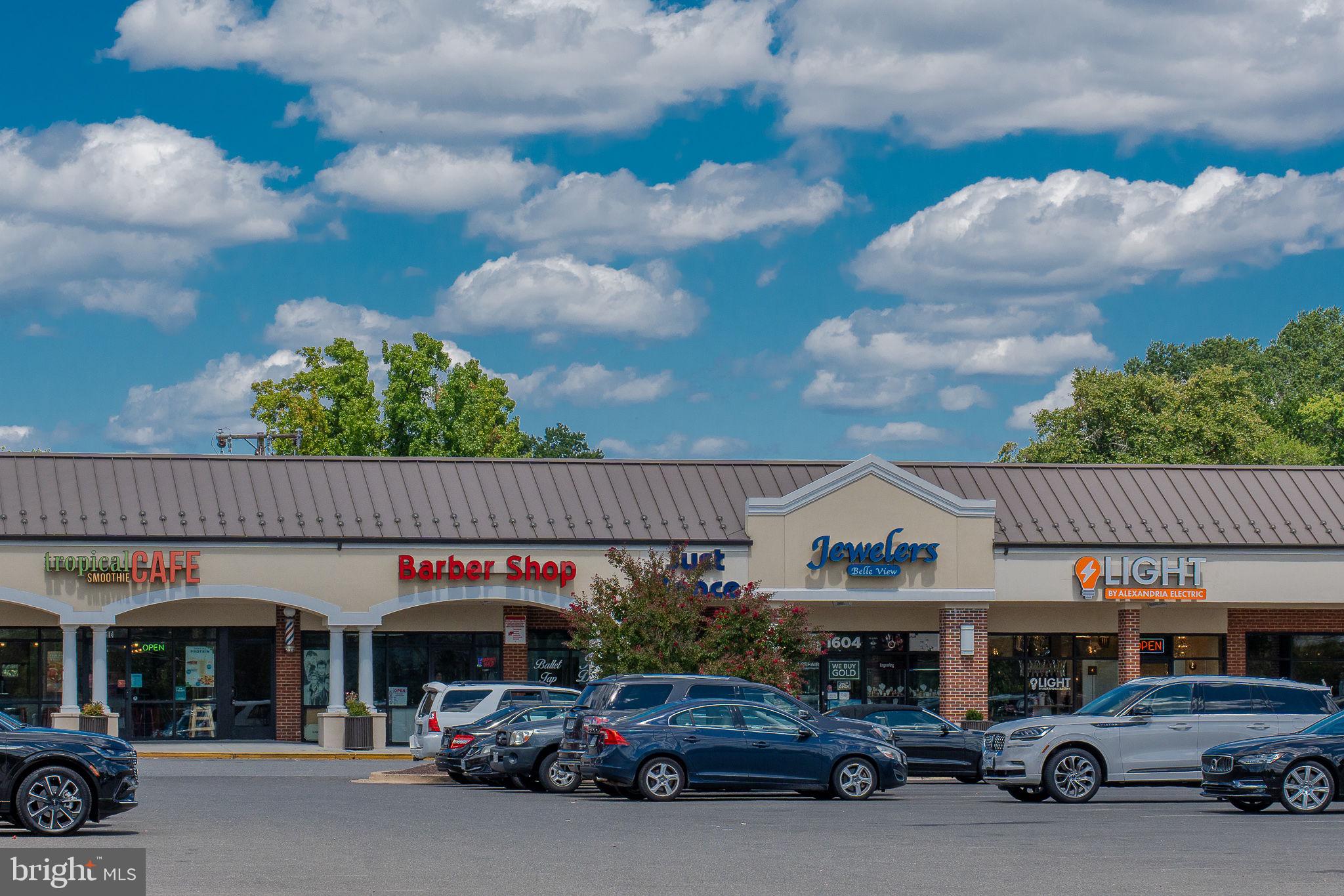 6725 W WAKEFIELD DRIVE B1