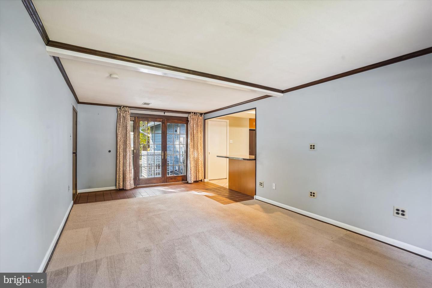 114 HOPELAND LN