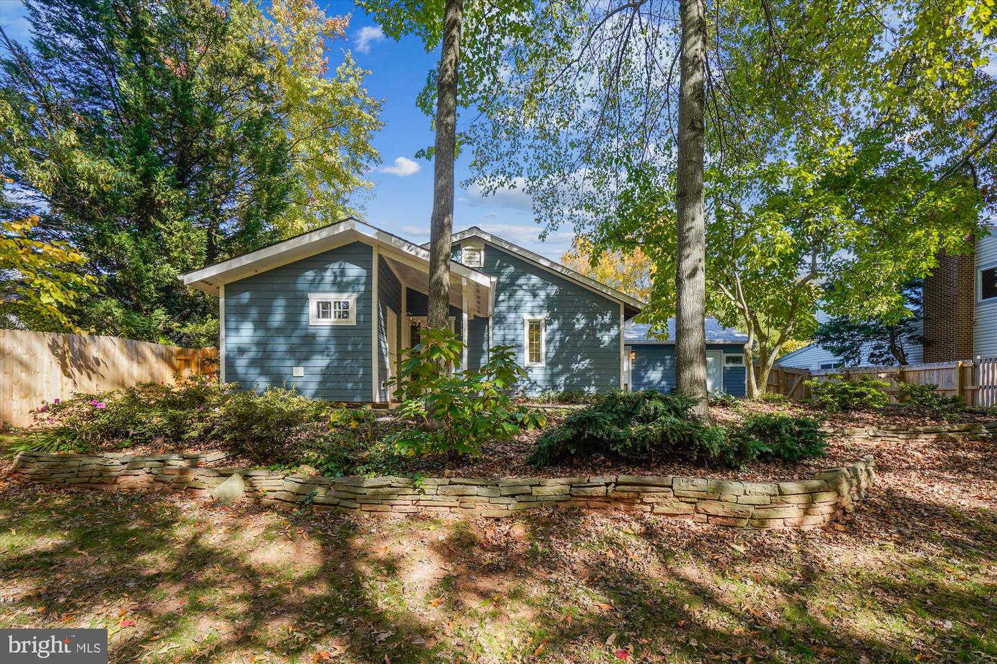 114 HOPELAND LN