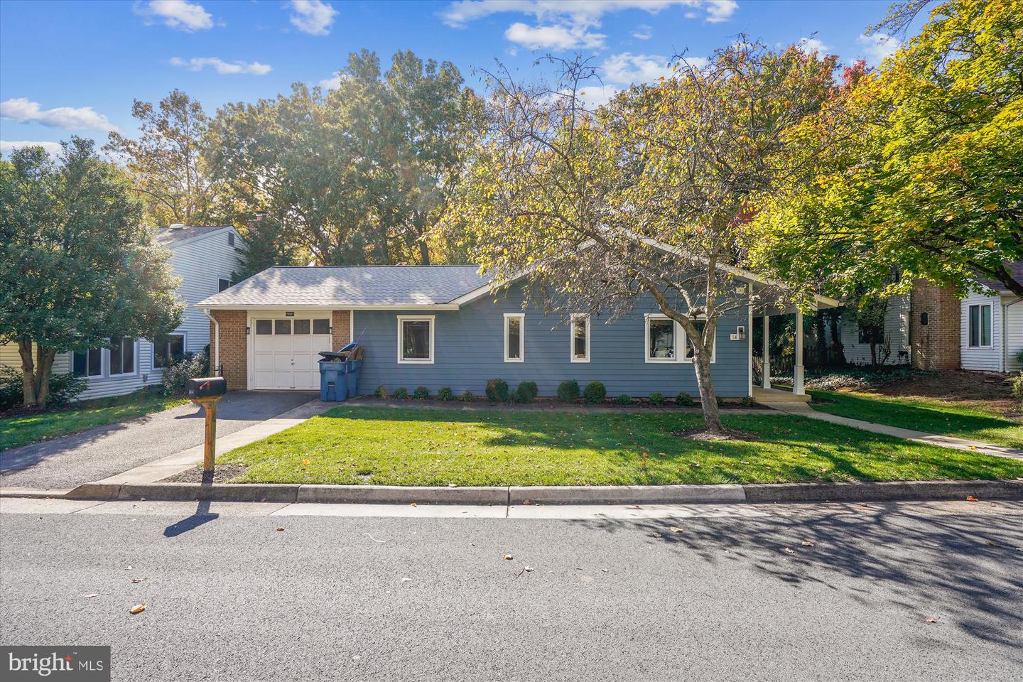 114 HOPELAND LN