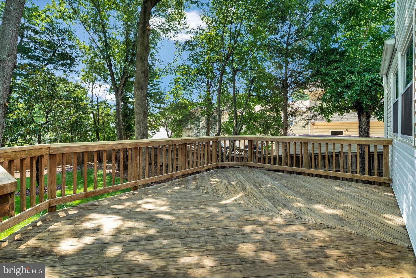 903 Marshall Dr NE