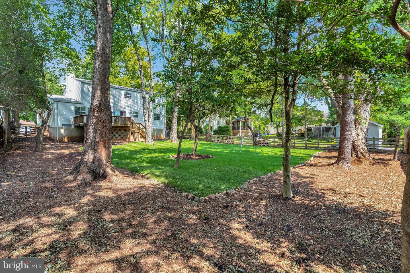 903 Marshall Dr NE