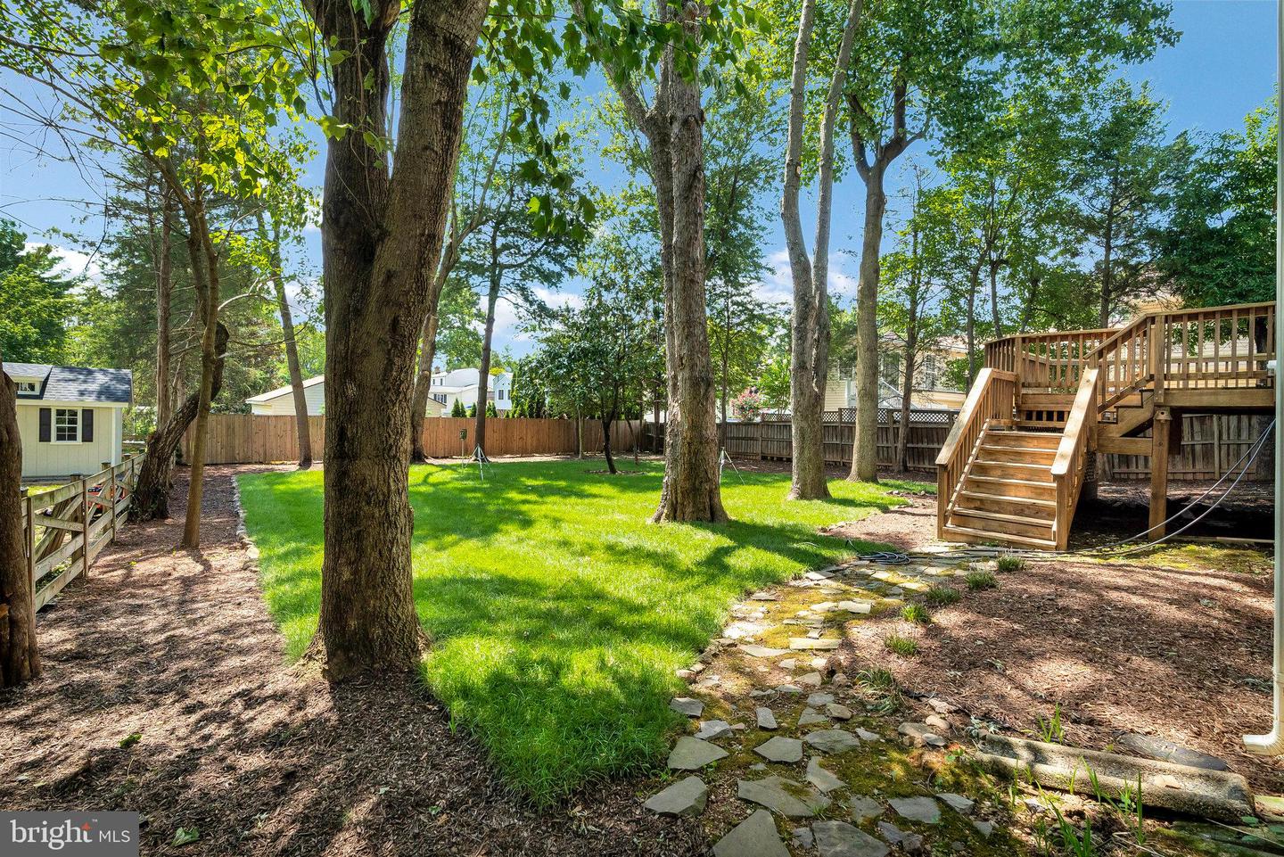 903 Marshall Dr NE