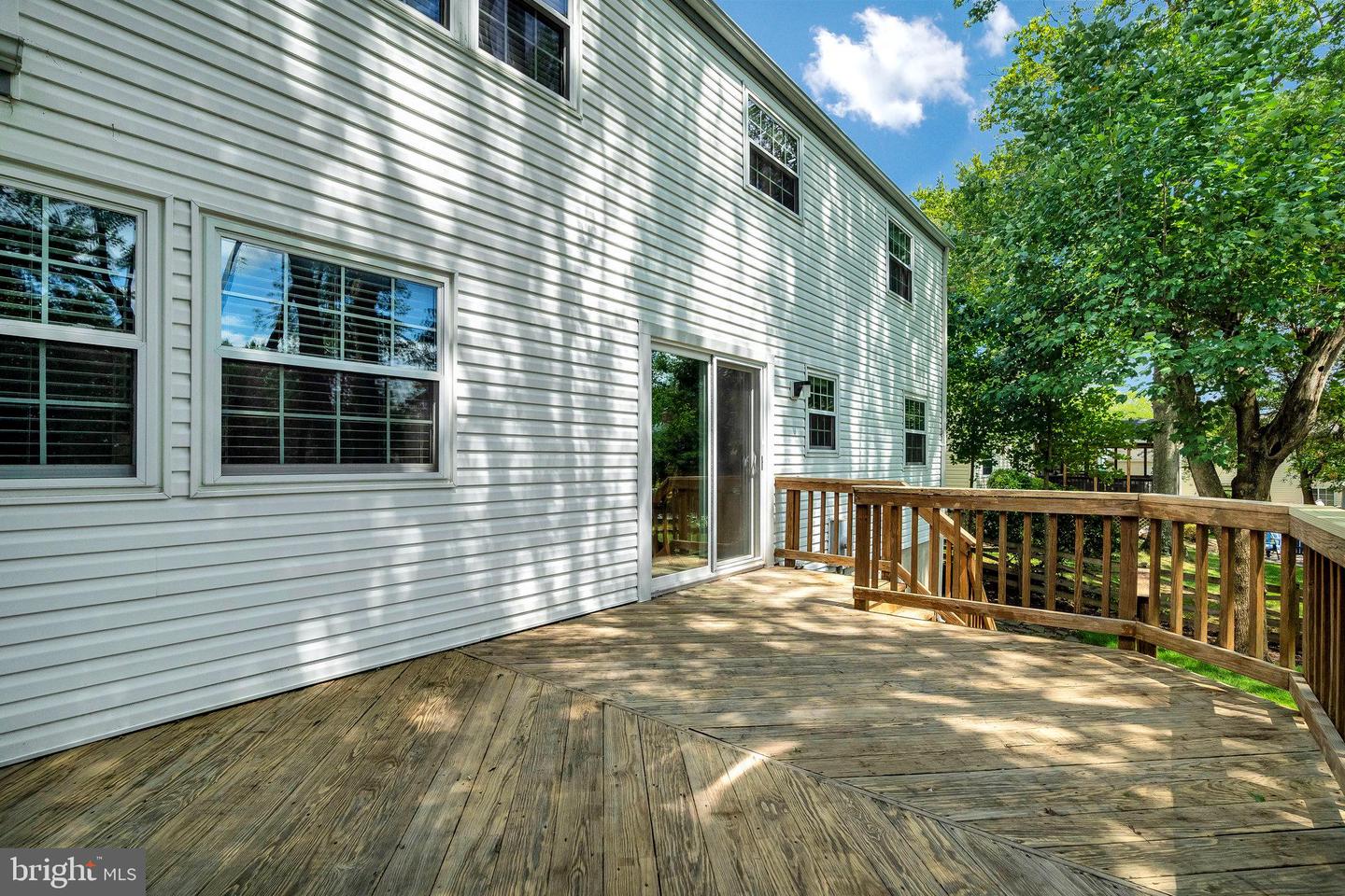 903 Marshall Dr NE