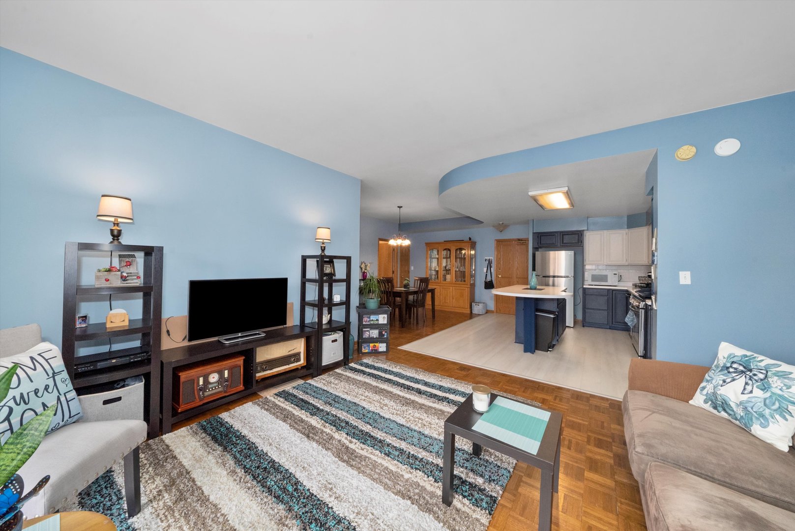 7420 W LAWRENCE Avenue Unit: 410