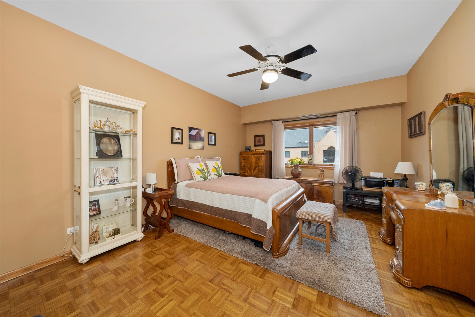 7420 W LAWRENCE Avenue Unit: 410