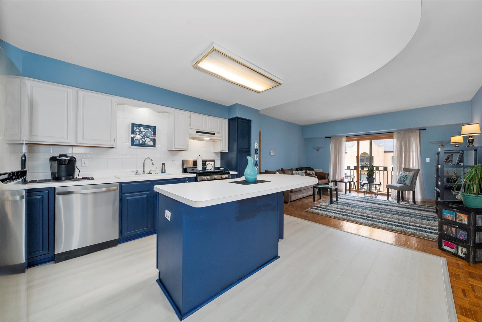 7420 W LAWRENCE Avenue Unit: 410