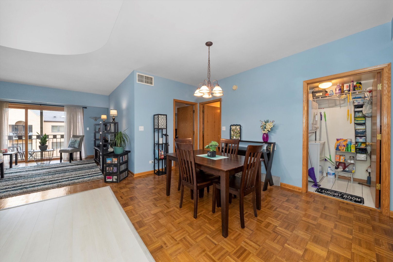7420 W LAWRENCE Avenue Unit: 410