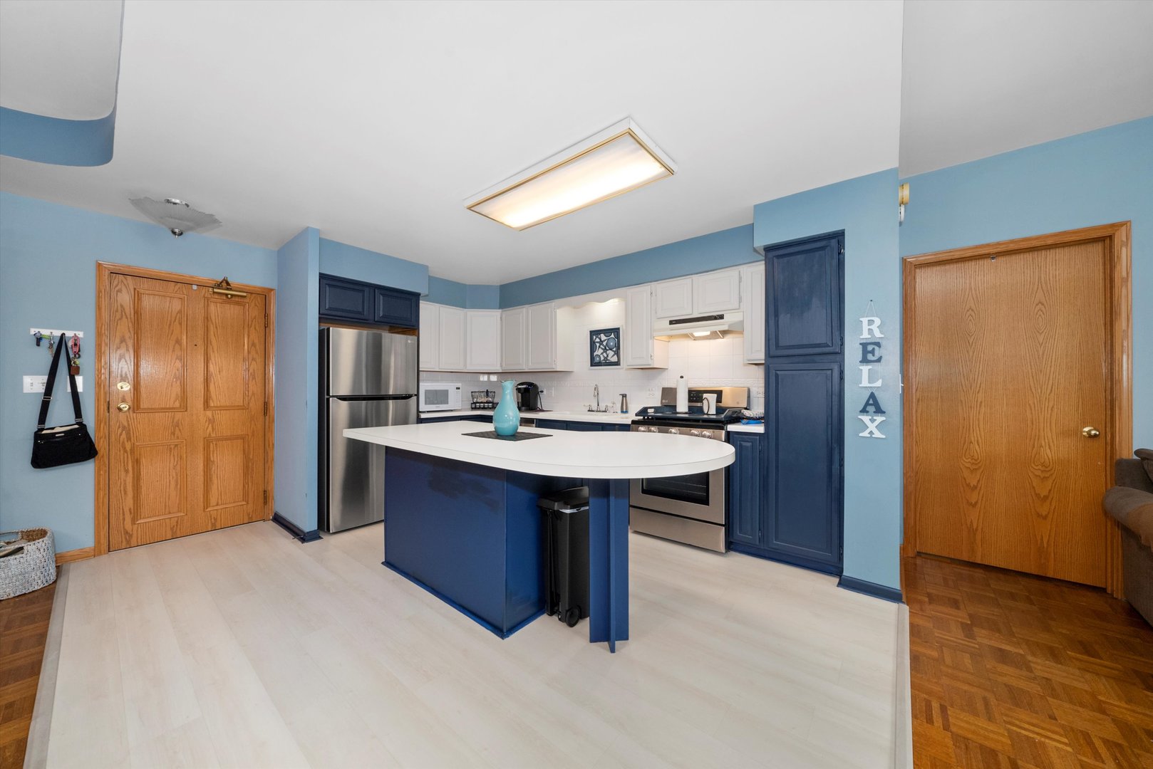 7420 W LAWRENCE Avenue Unit: 410
