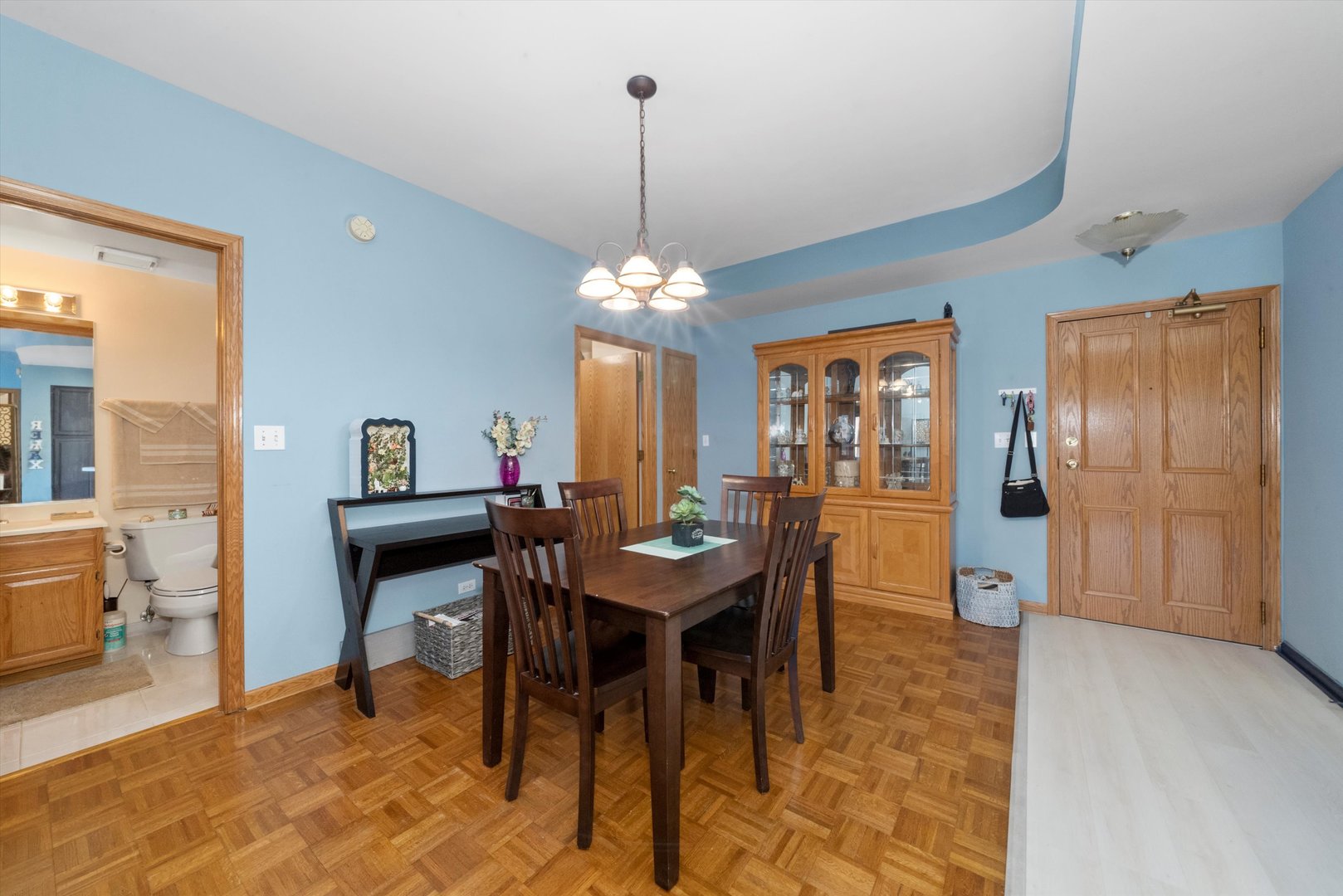 7420 W LAWRENCE Avenue Unit: 410