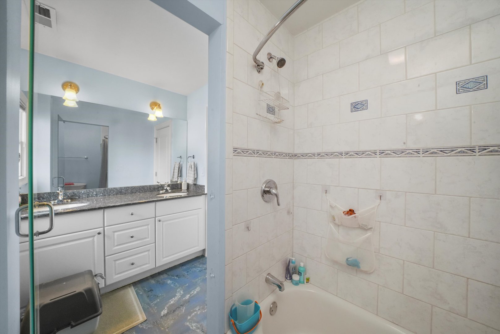 3829 N Nordica Avenue