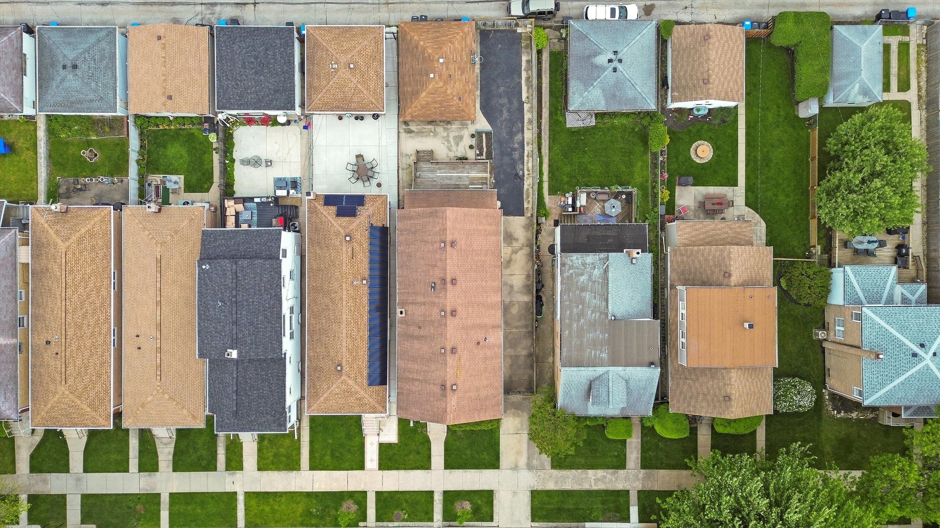 3829 N Nordica Avenue