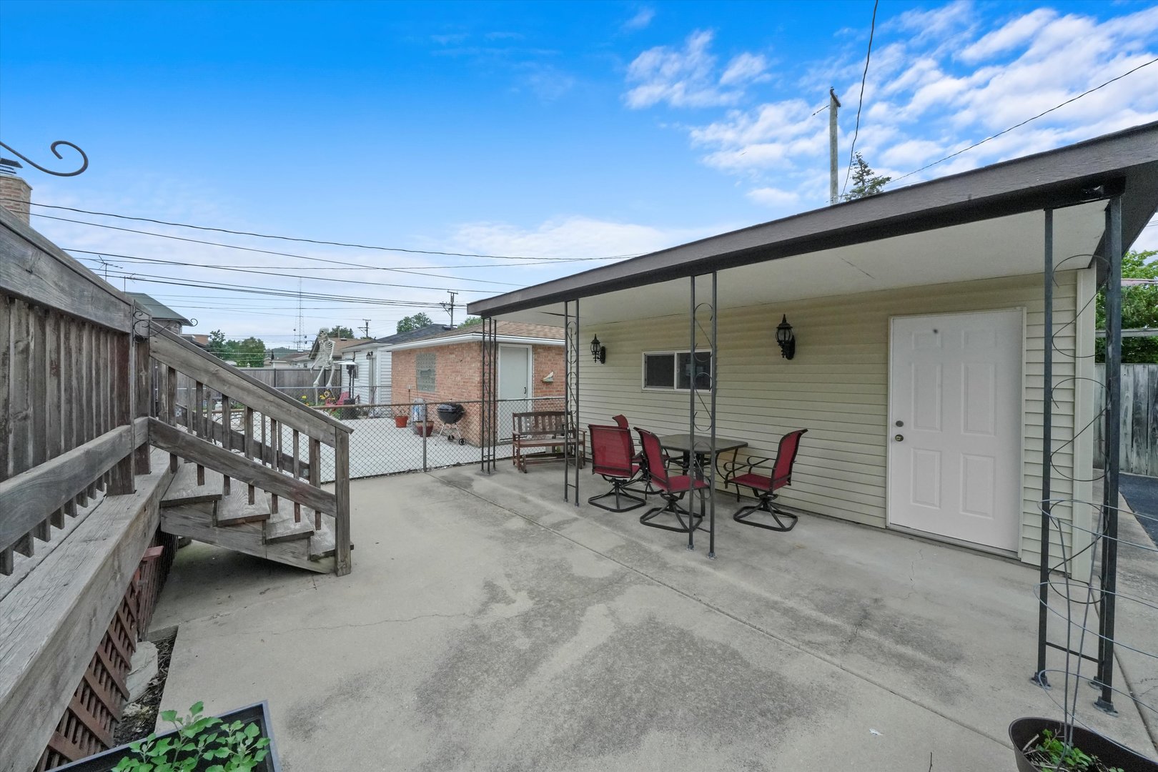 3829 N Nordica Avenue