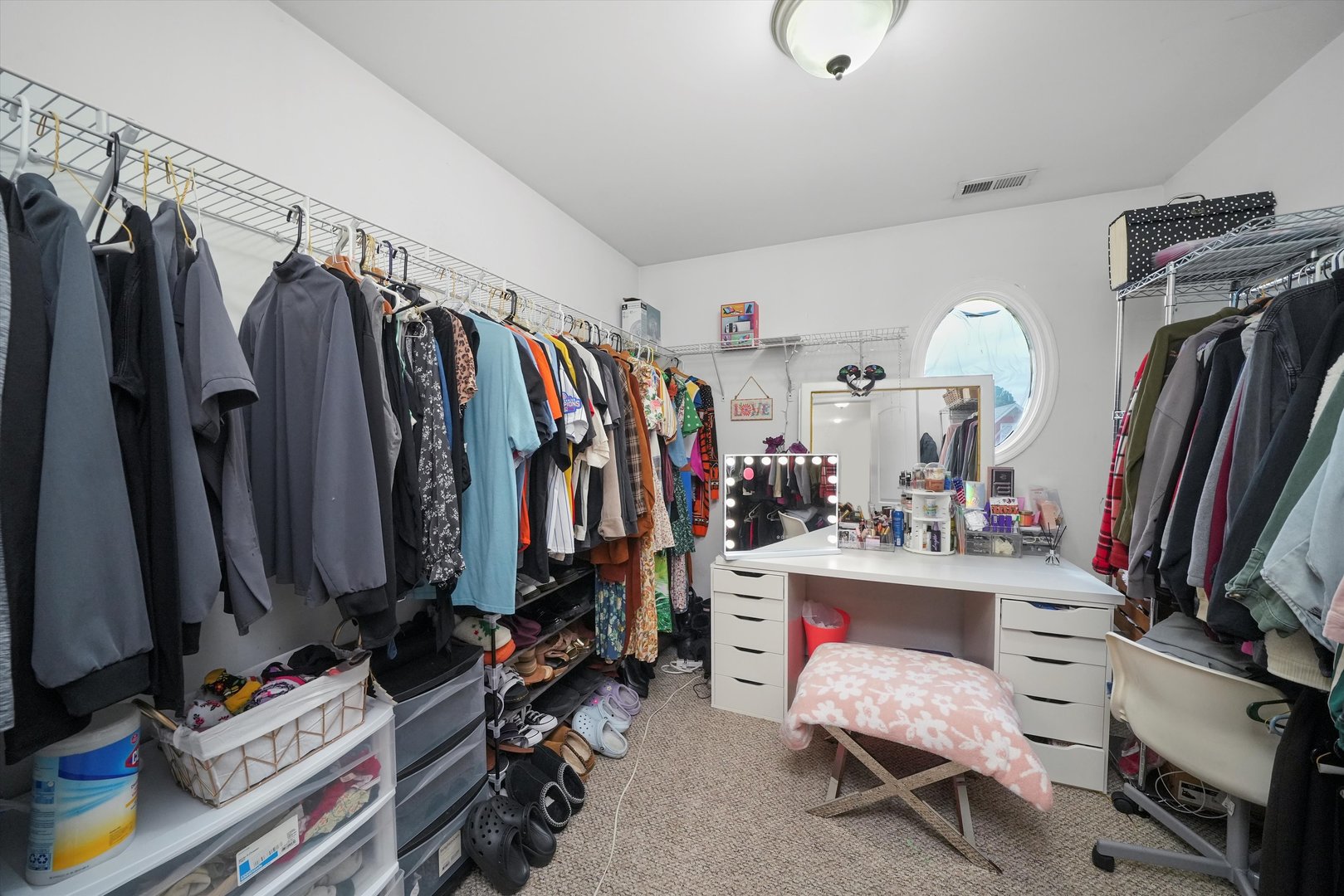 3829 N Nordica Avenue