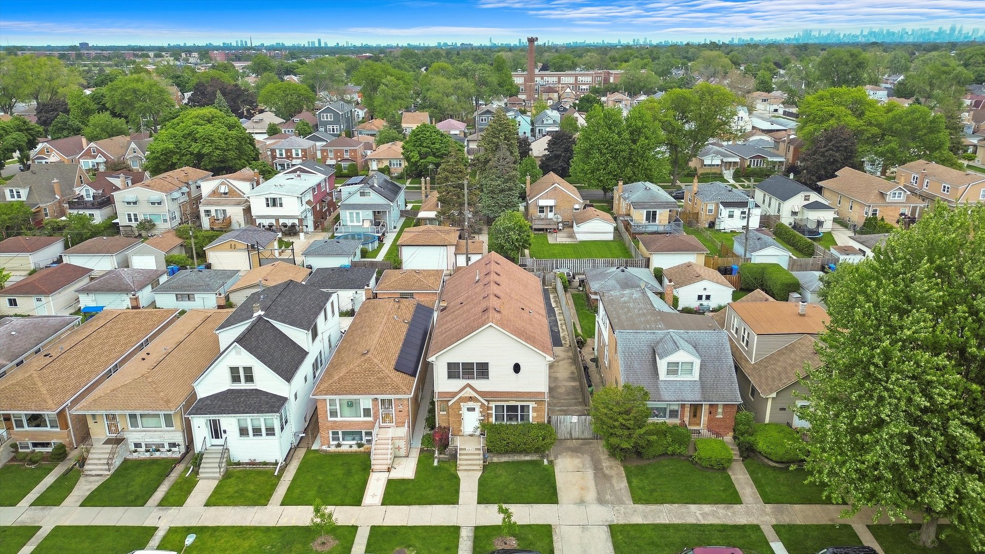 3829 N Nordica Avenue