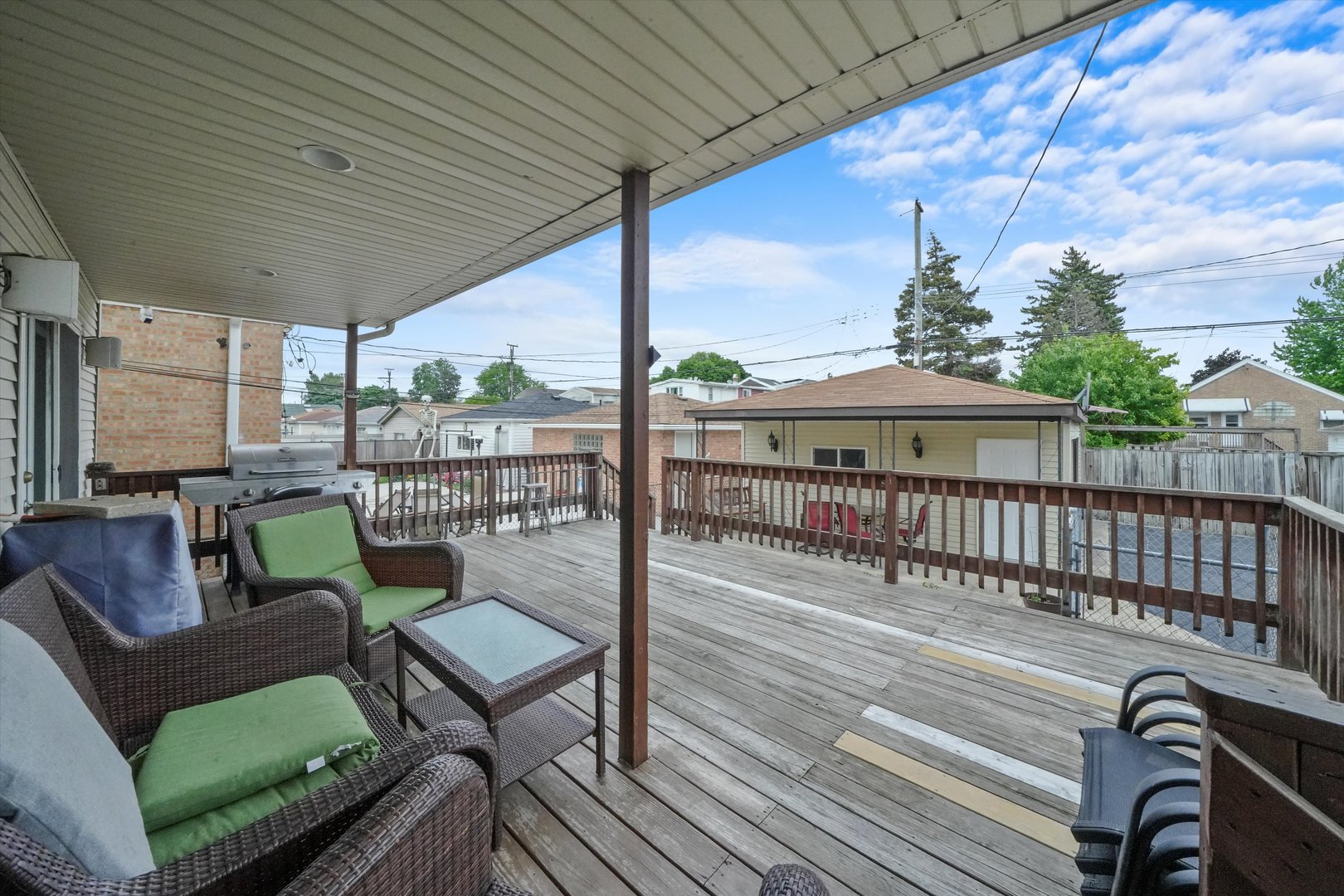 3829 N Nordica Avenue