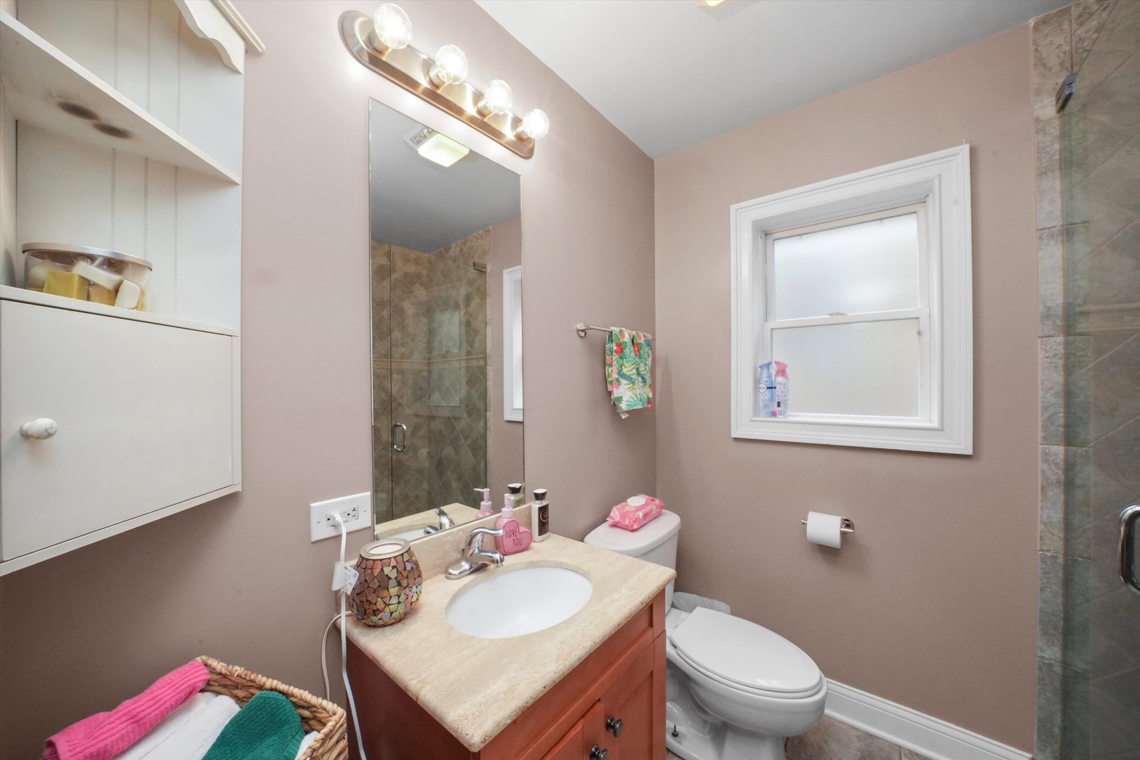 3829 N Nordica Avenue