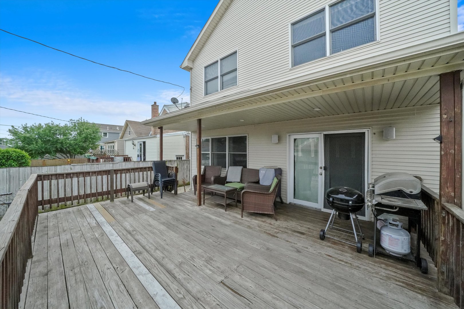 3829 N Nordica Avenue