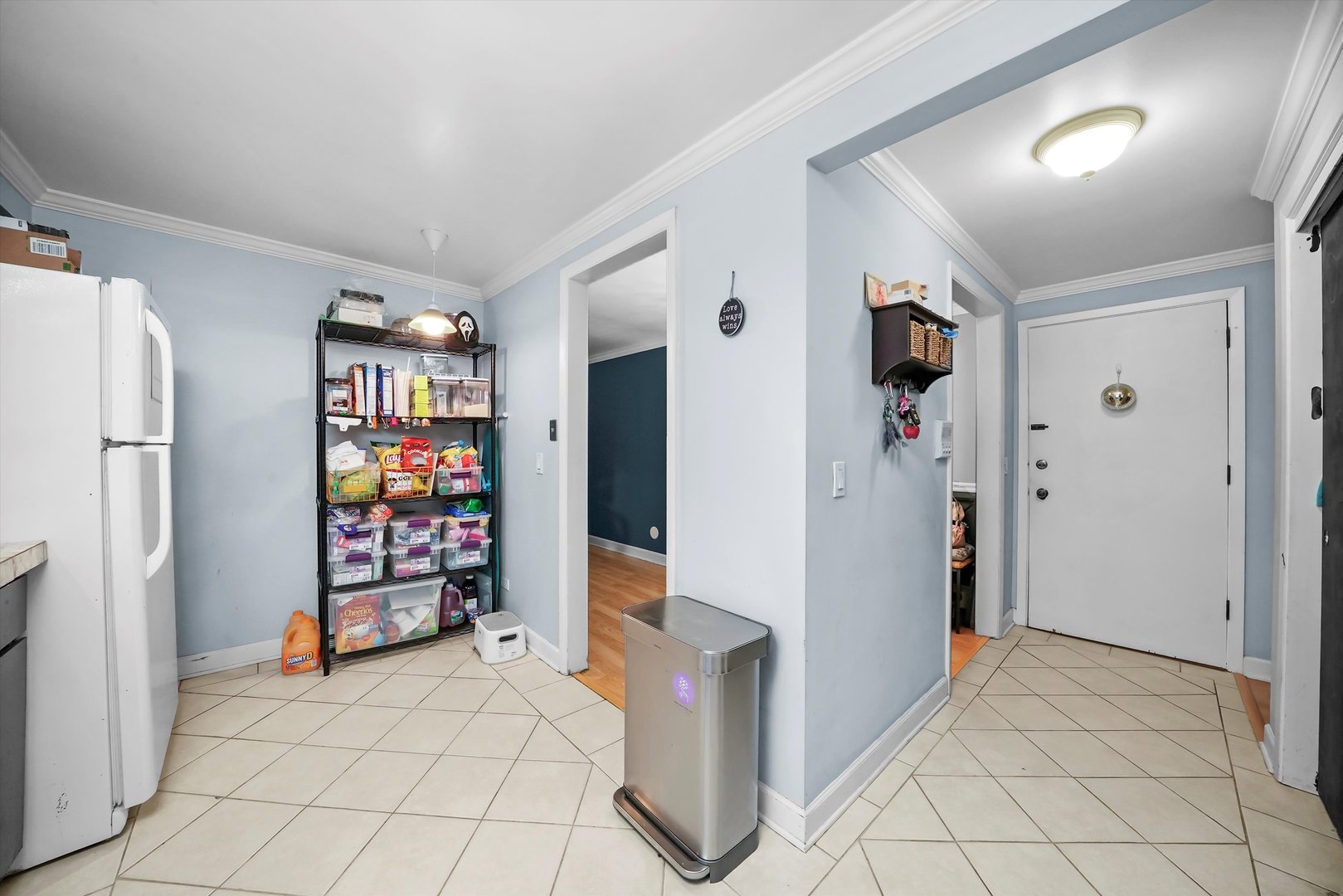 3821 N Narragansett Avenue Unit: 3SW