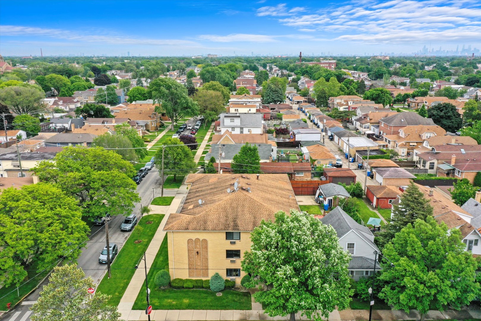 3821 N Narragansett Avenue Unit: 3SW